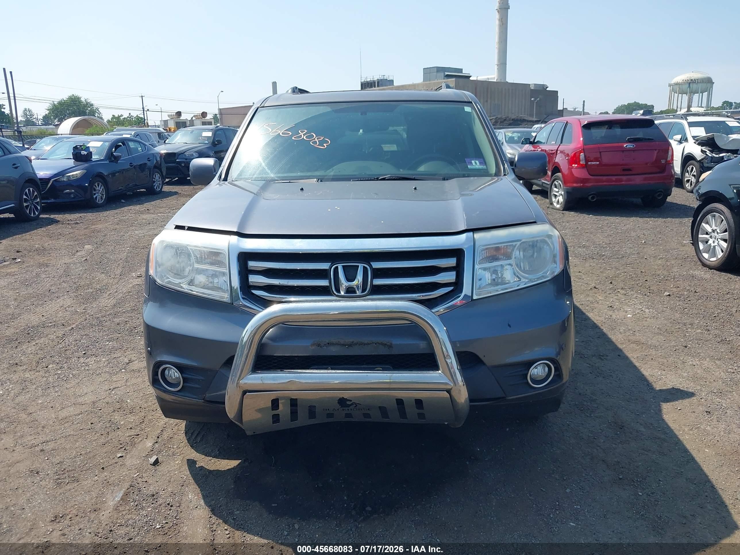 2015 Honda Pilot Touring Gray vin: 5FNYF4H99FB027249