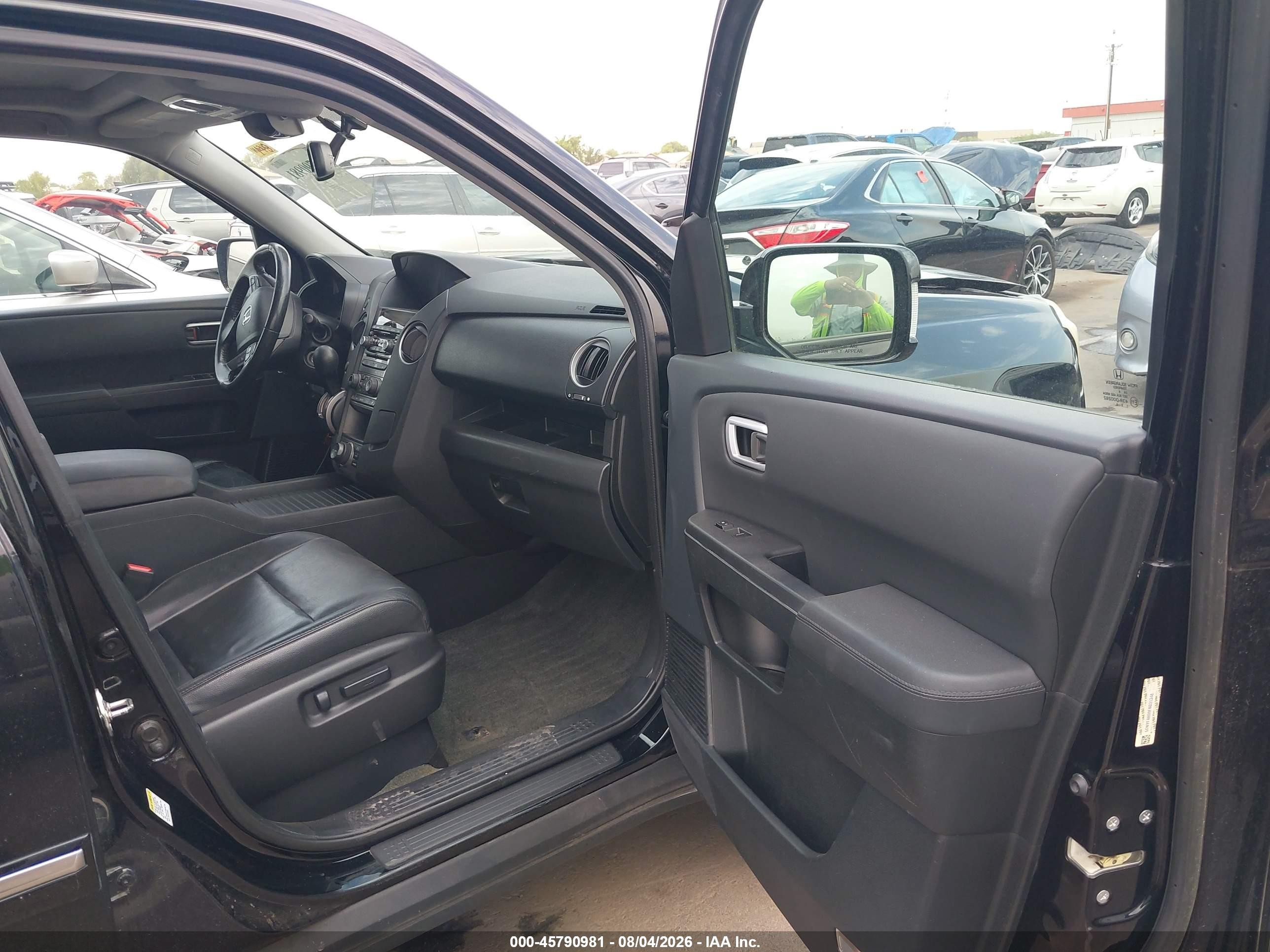 2015 Honda Pilot Touring Black vin: 5FNYF4H99FB031348