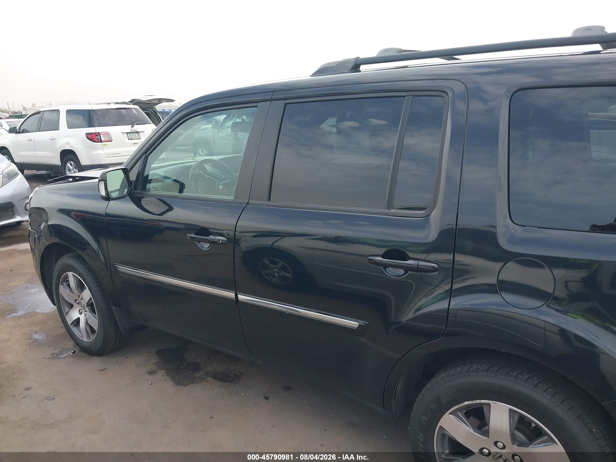 2015 Honda Pilot Touring Black vin: 5FNYF4H99FB031348