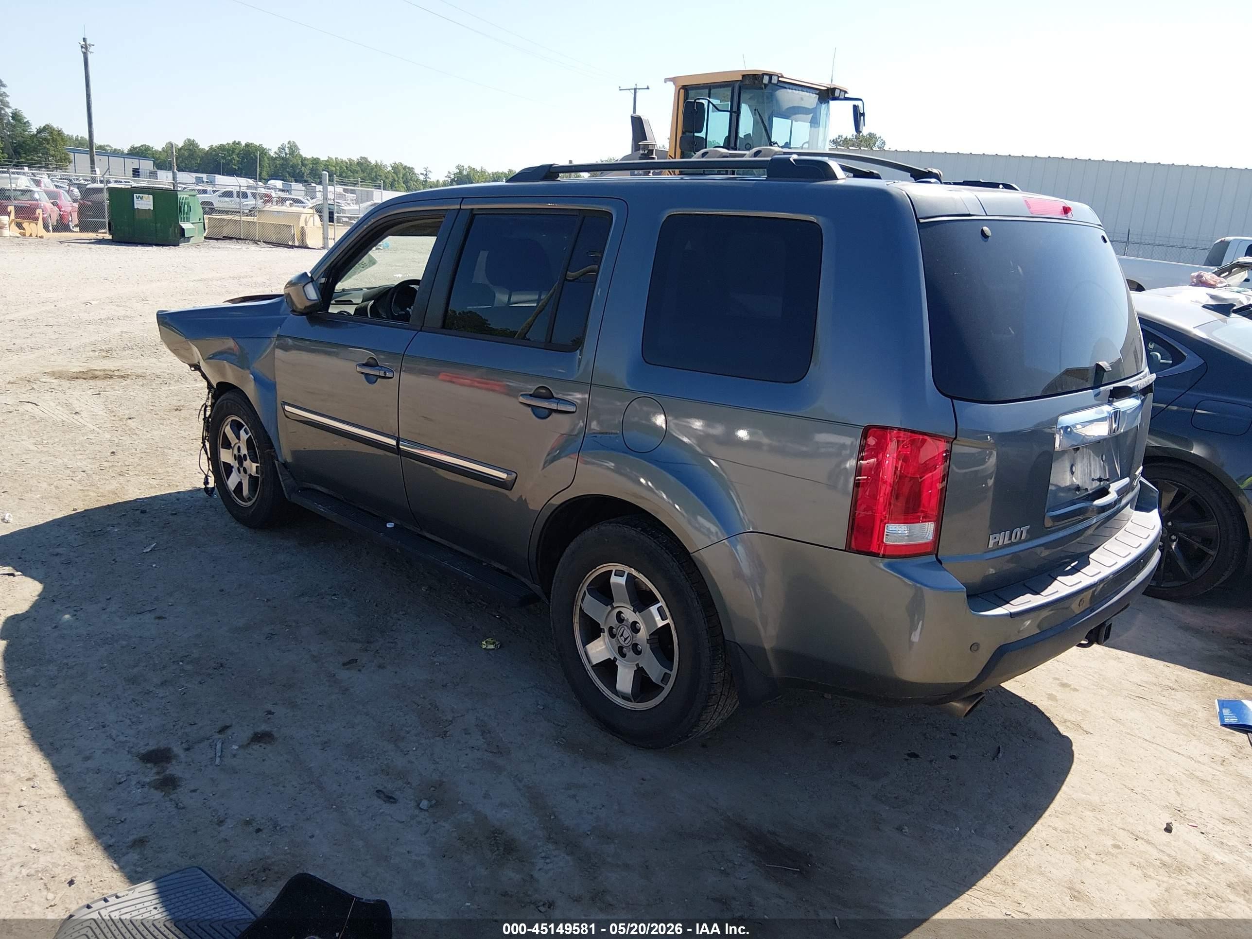 2011 Honda Pilot Touring Gray vin: 5FNYF4H9XBB012589