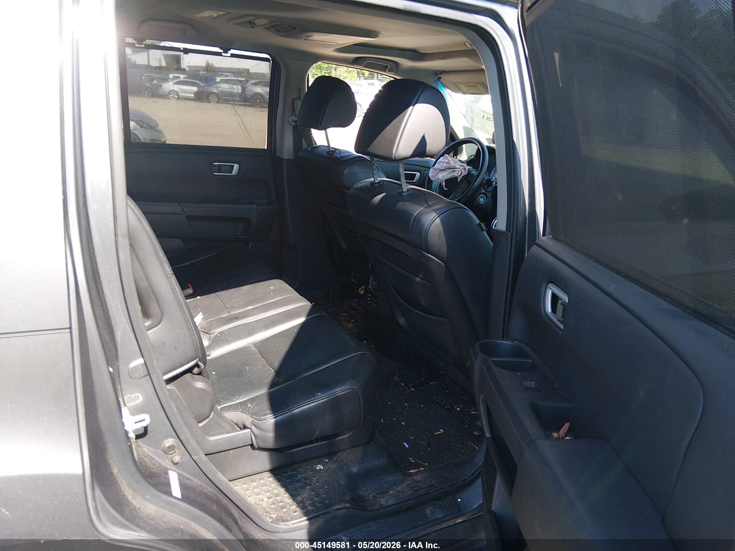 2011 Honda Pilot Touring Gray vin: 5FNYF4H9XBB012589