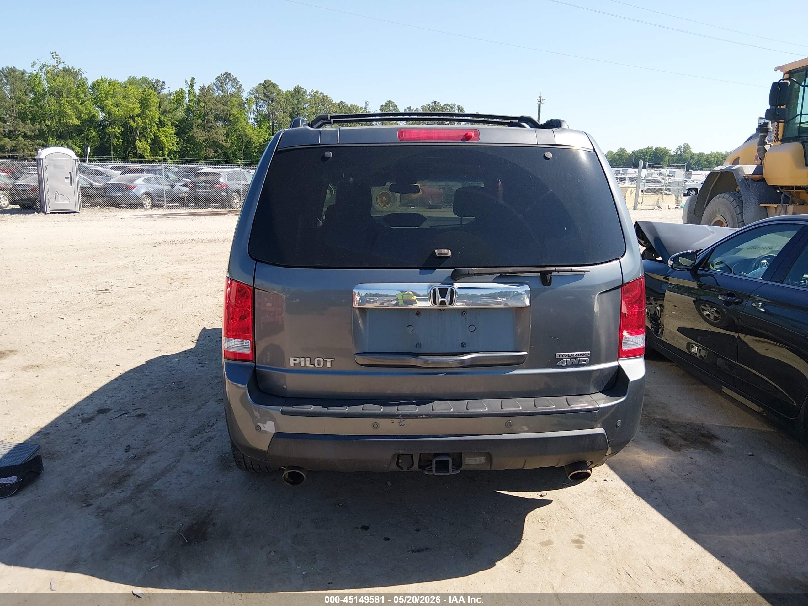 2011 Honda Pilot Touring Gray vin: 5FNYF4H9XBB012589