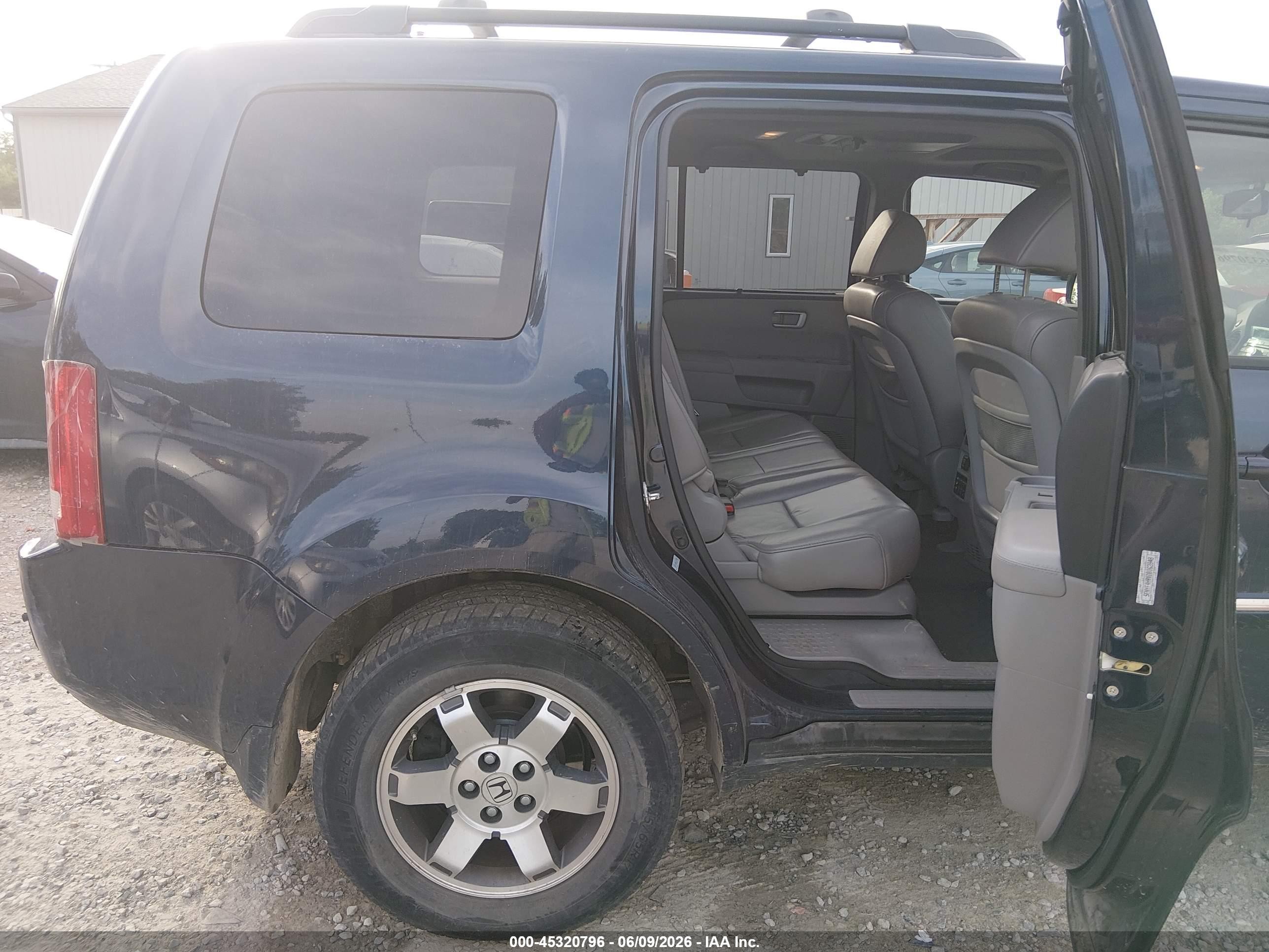 2011 Honda Pilot Touring Синий vin: 5FNYF4H9XBB052848