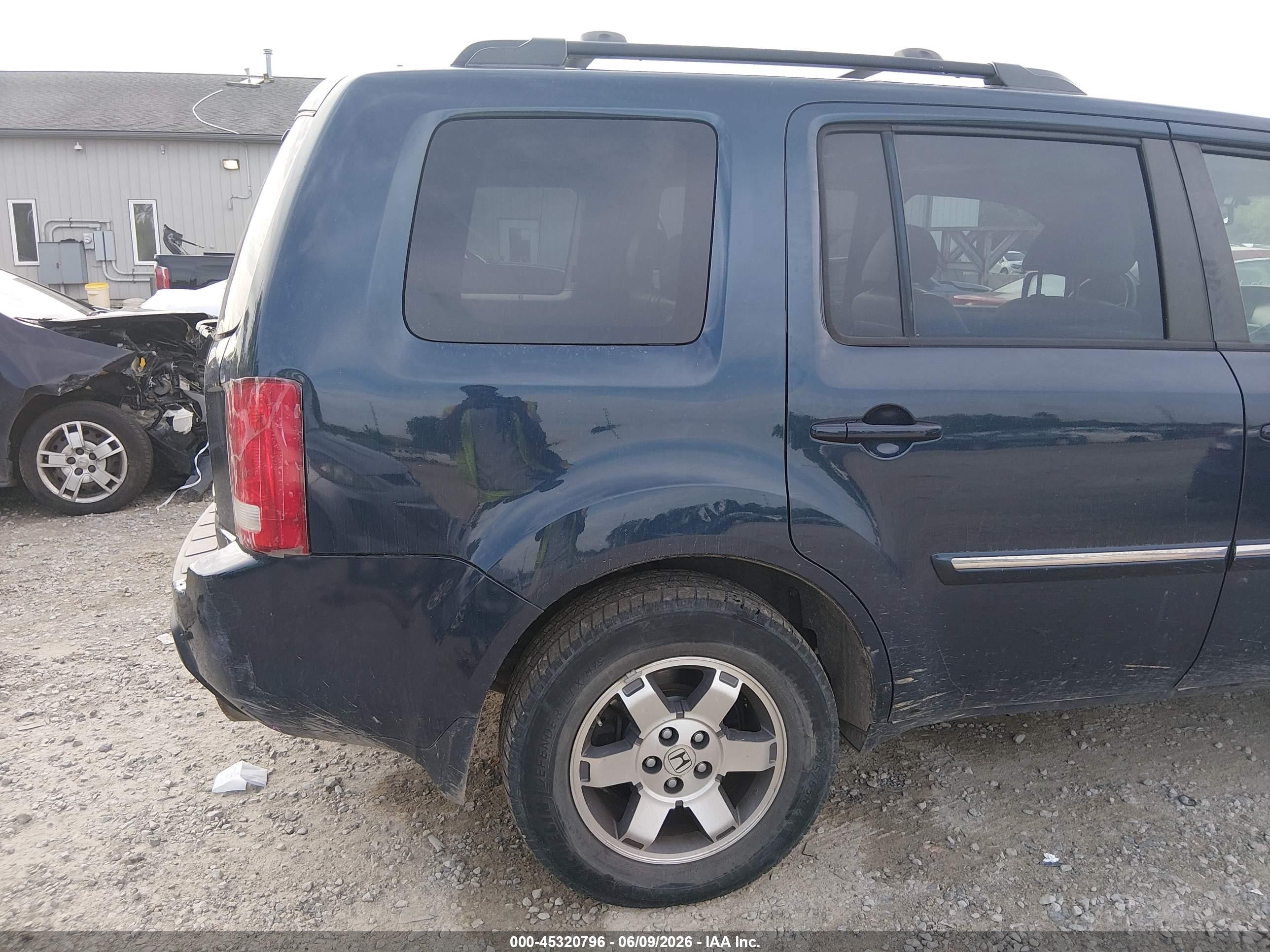 2011 Honda Pilot Touring Синий vin: 5FNYF4H9XBB052848
