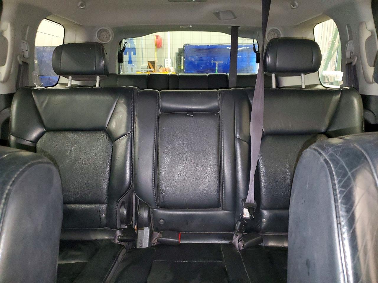 2011 Honda Pilot Touring Gray vin: 5FNYF4H9XBB075482