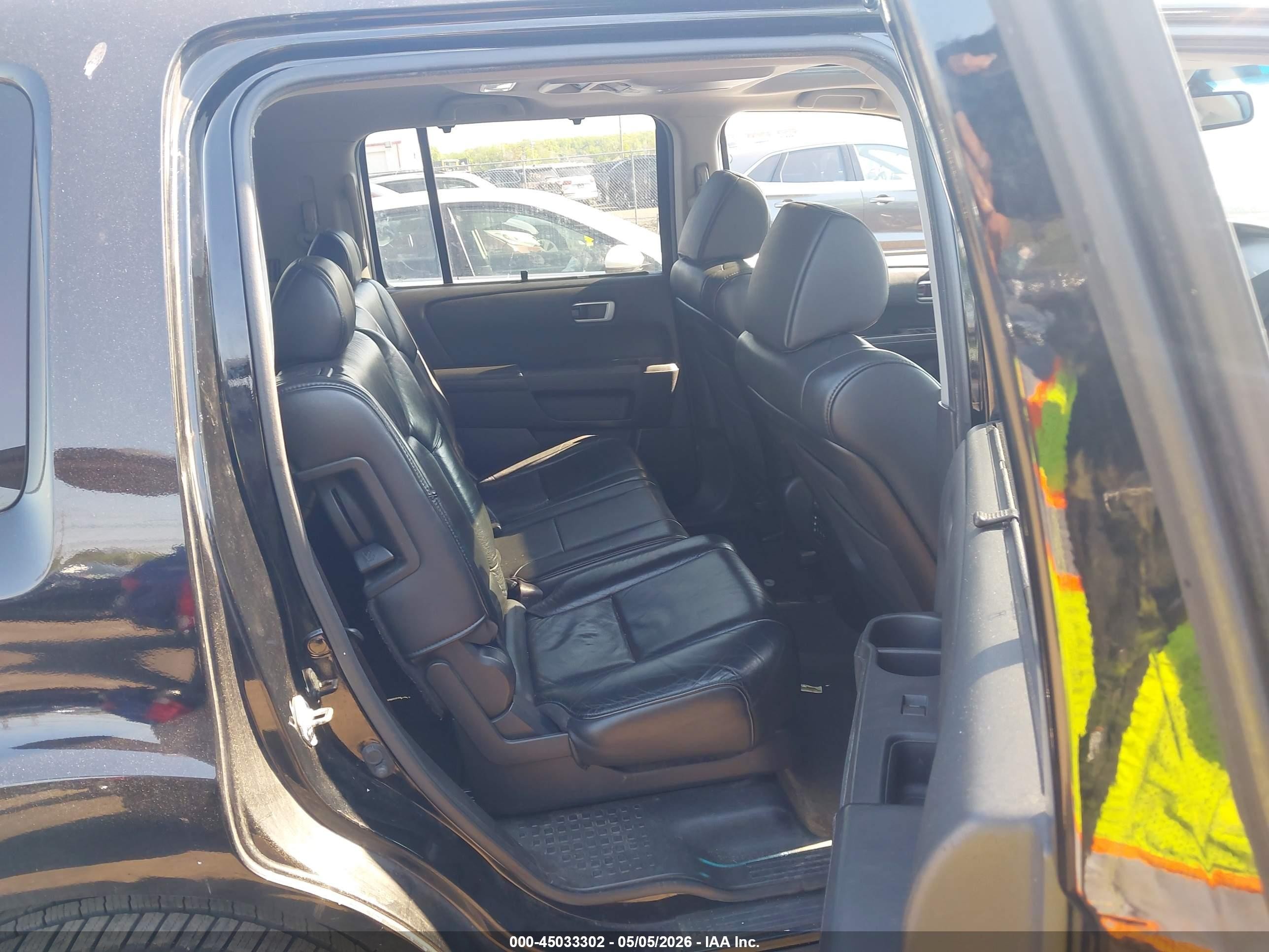 2011 Honda Pilot Touring Черный vin: 5FNYF4H9XBB081296