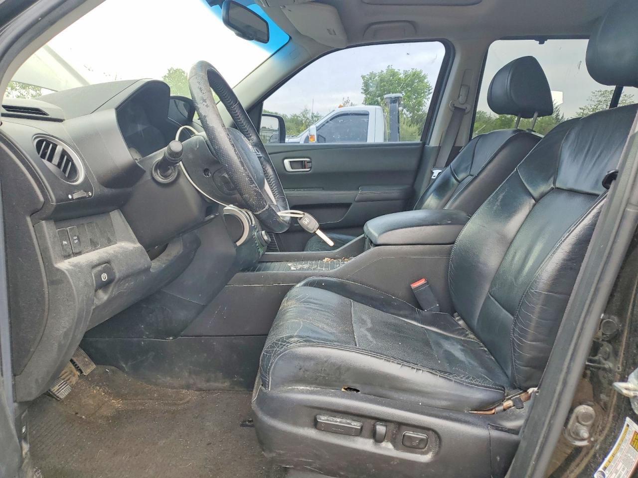 2011 Honda Pilot Touring Черный vin: 5FNYF4H9XBB096400