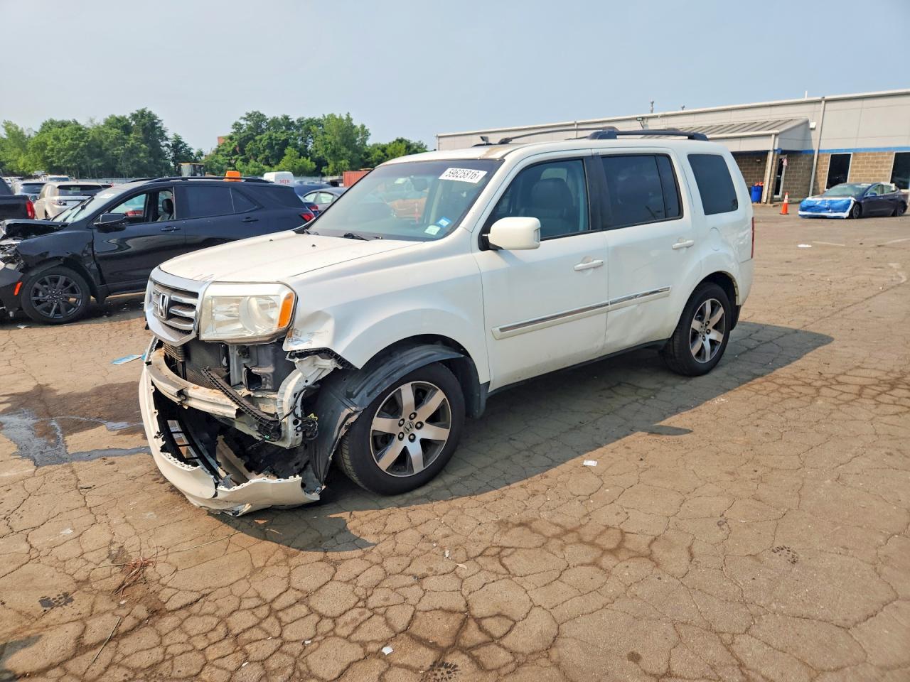 2013 Honda Pilot Touring White vin: 5FNYF4H9XDB020002