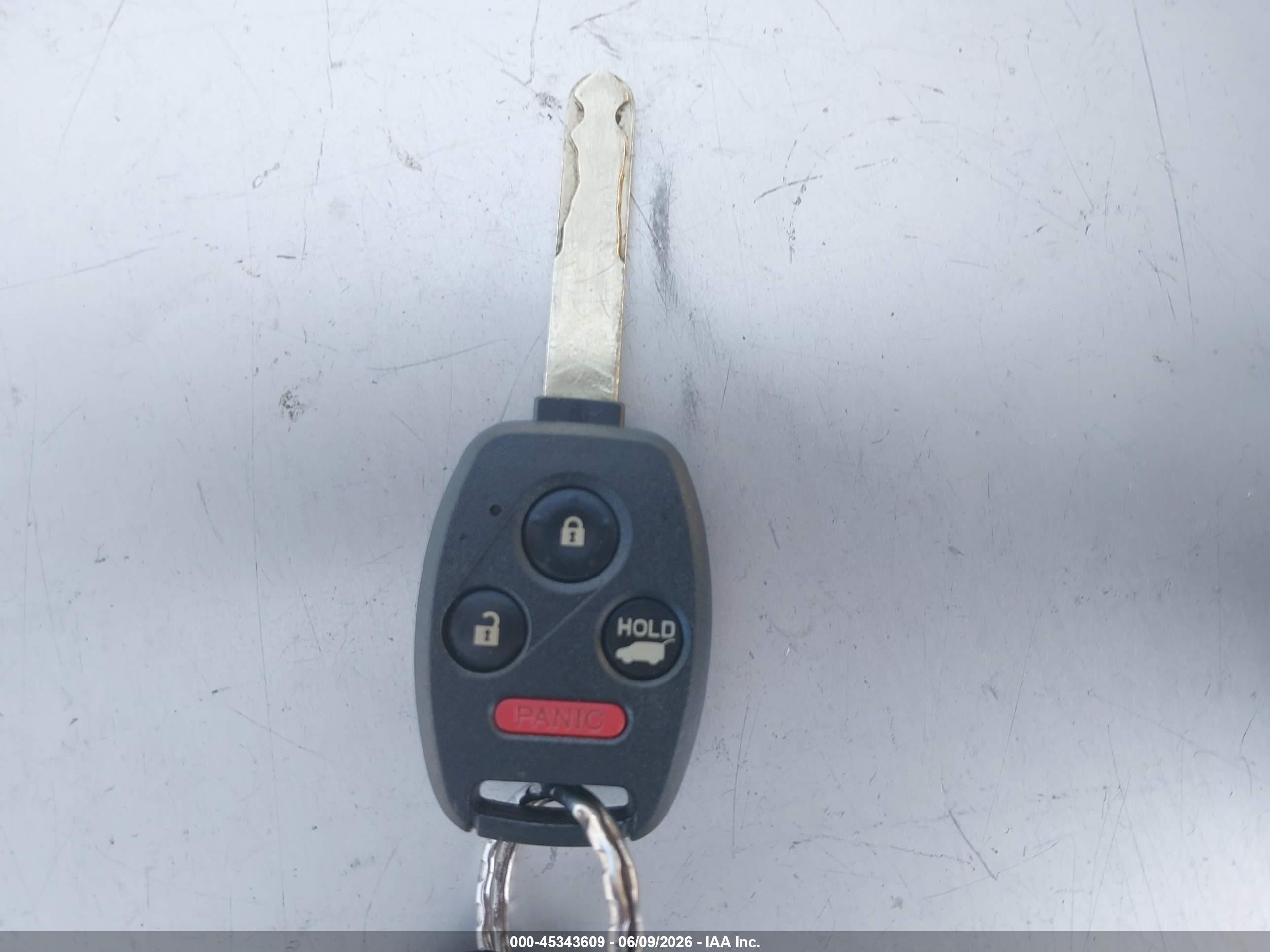 2013 Honda Pilot Touring White vin: 5FNYF4H9XDB027631