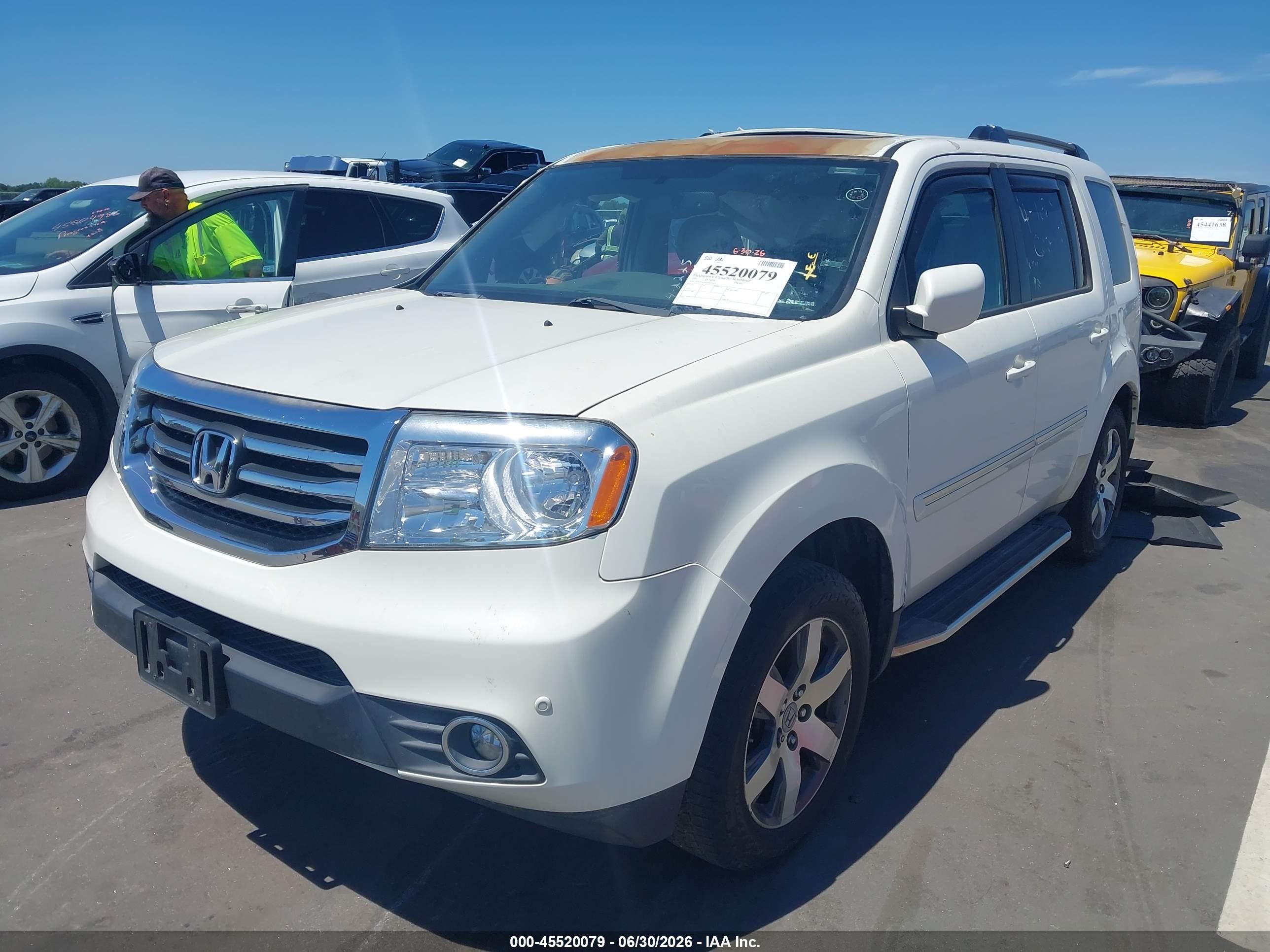 2013 Honda Pilot Touring Белый vin: 5FNYF4H9XDB049242