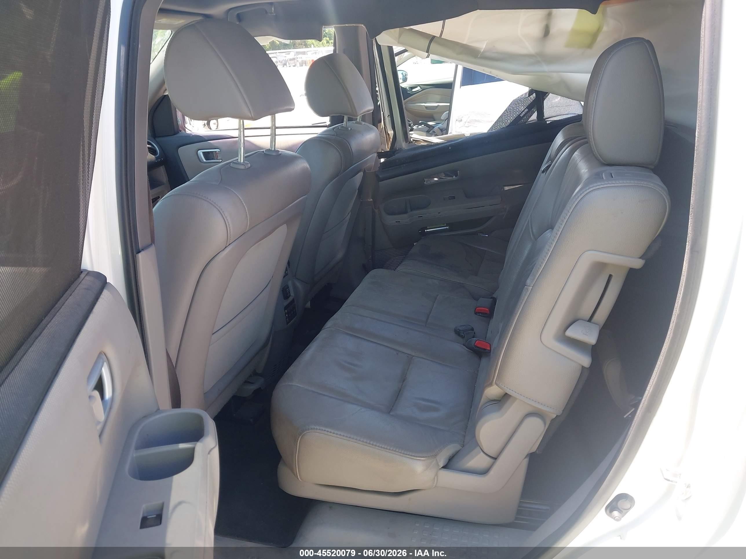 2013 Honda Pilot Touring Белый vin: 5FNYF4H9XDB049242