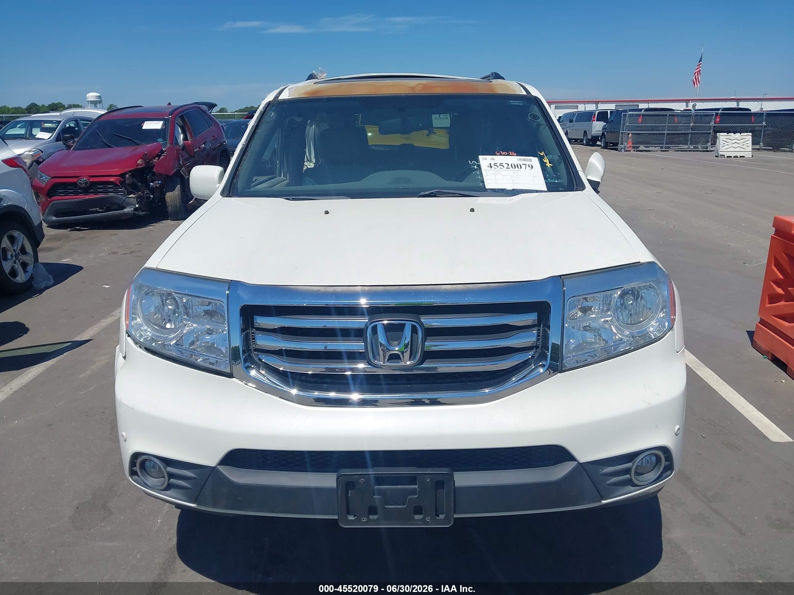 2013 Honda Pilot Touring Белый vin: 5FNYF4H9XDB049242