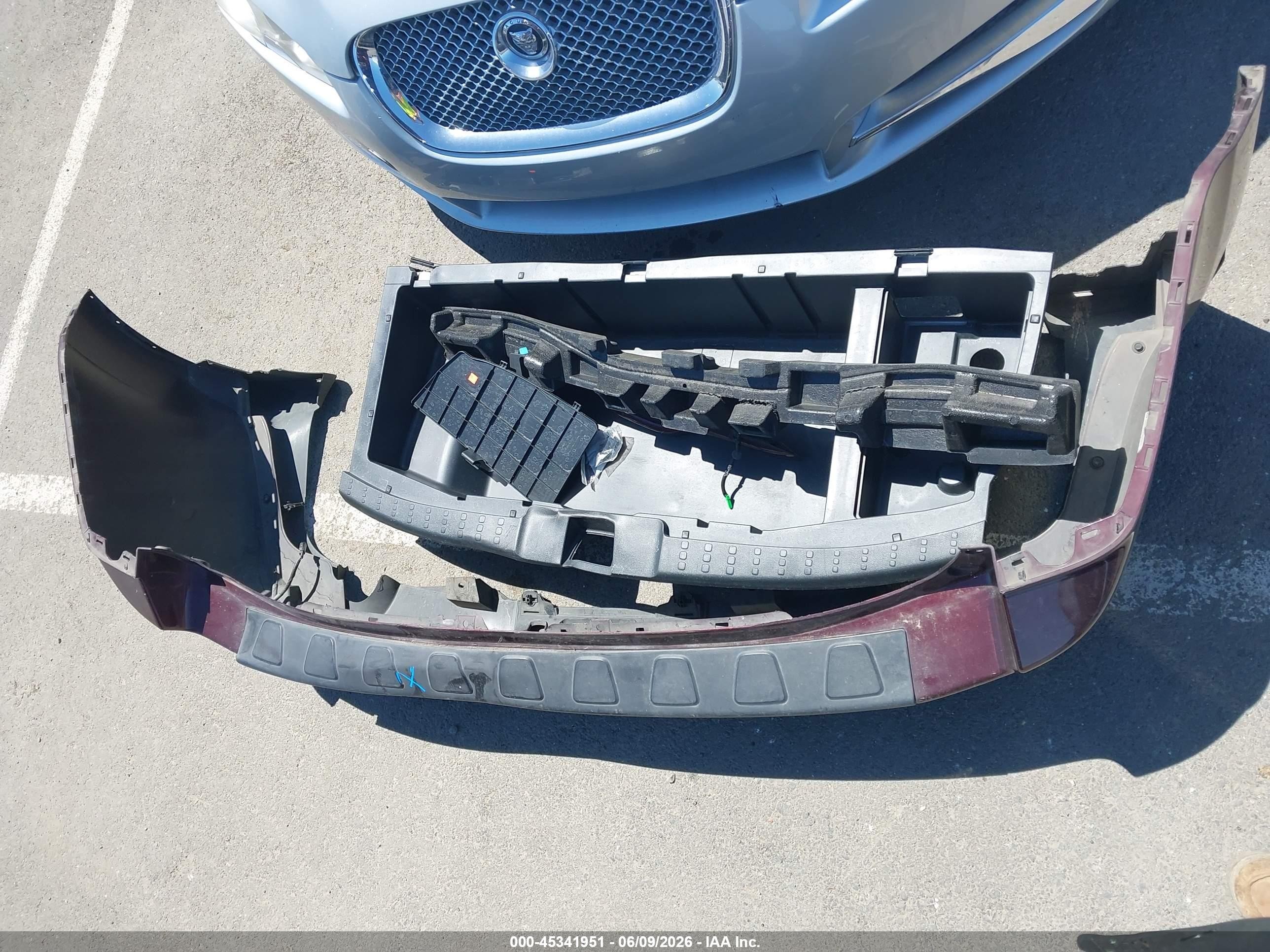 2013 Honda Pilot Touring Burgundy vin: 5FNYF4H9XDB064825