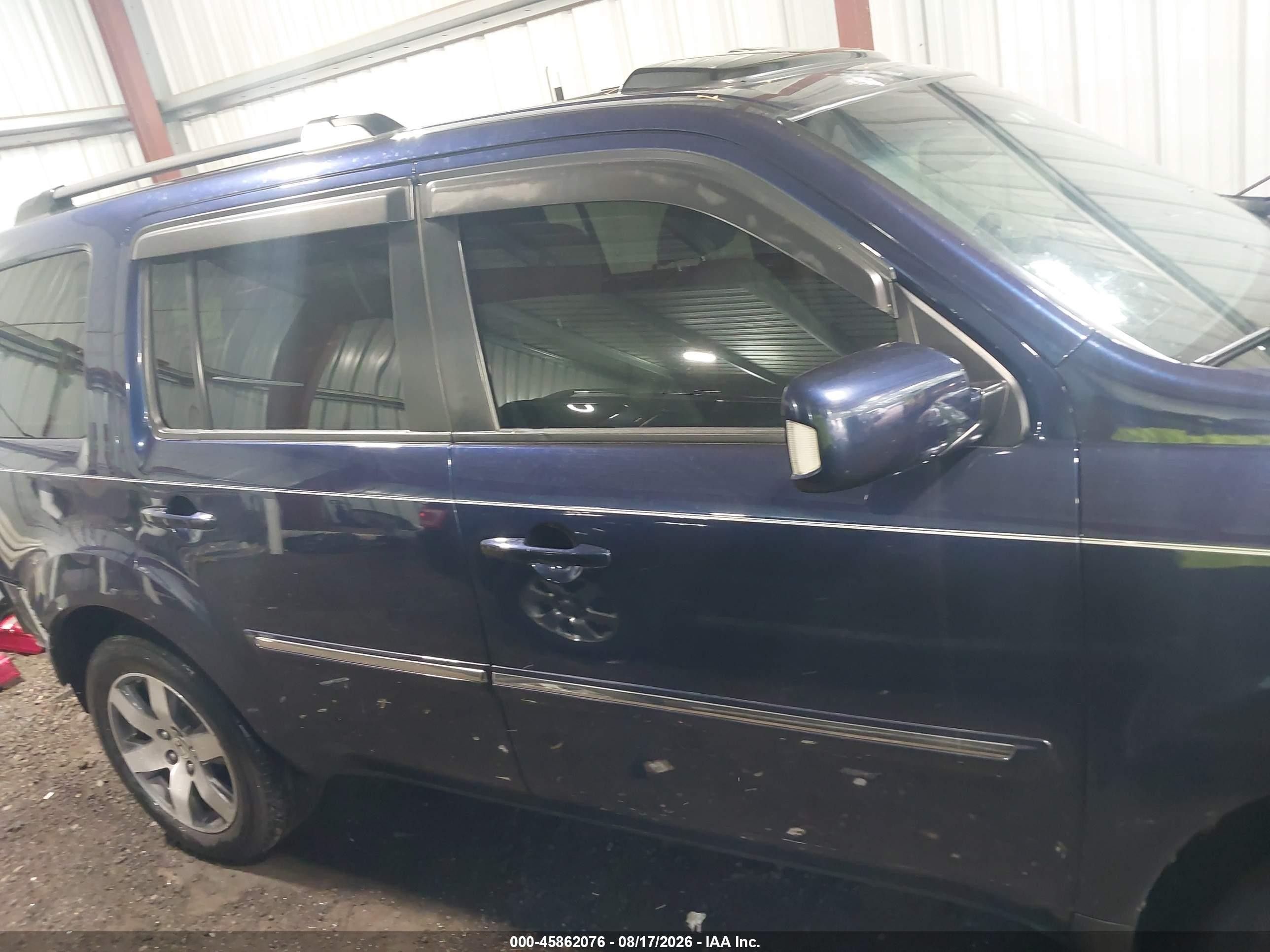2013 Honda Pilot Touring Blue vin: 5FNYF4H9XDB070561