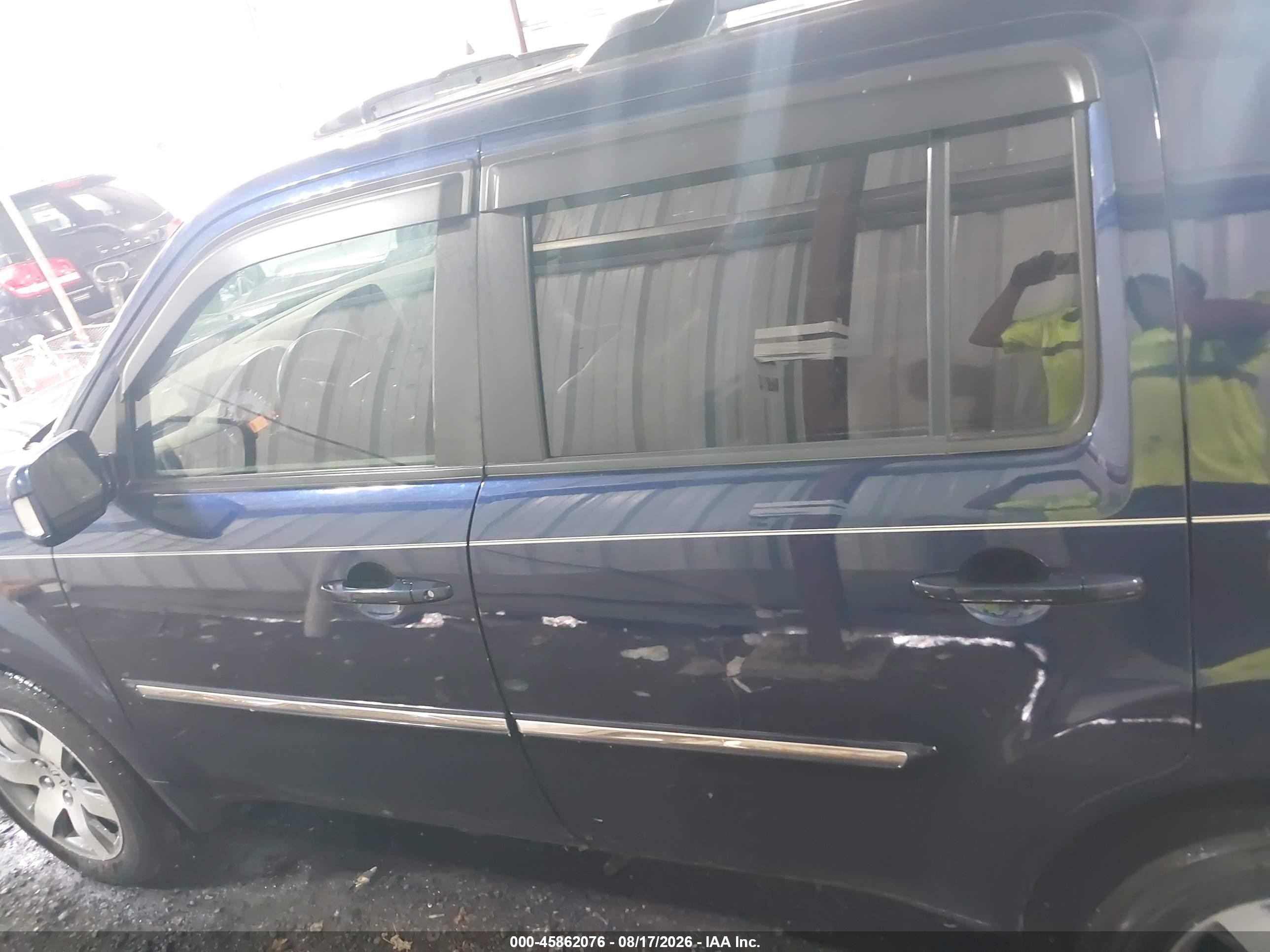2013 Honda Pilot Touring Blue vin: 5FNYF4H9XDB070561