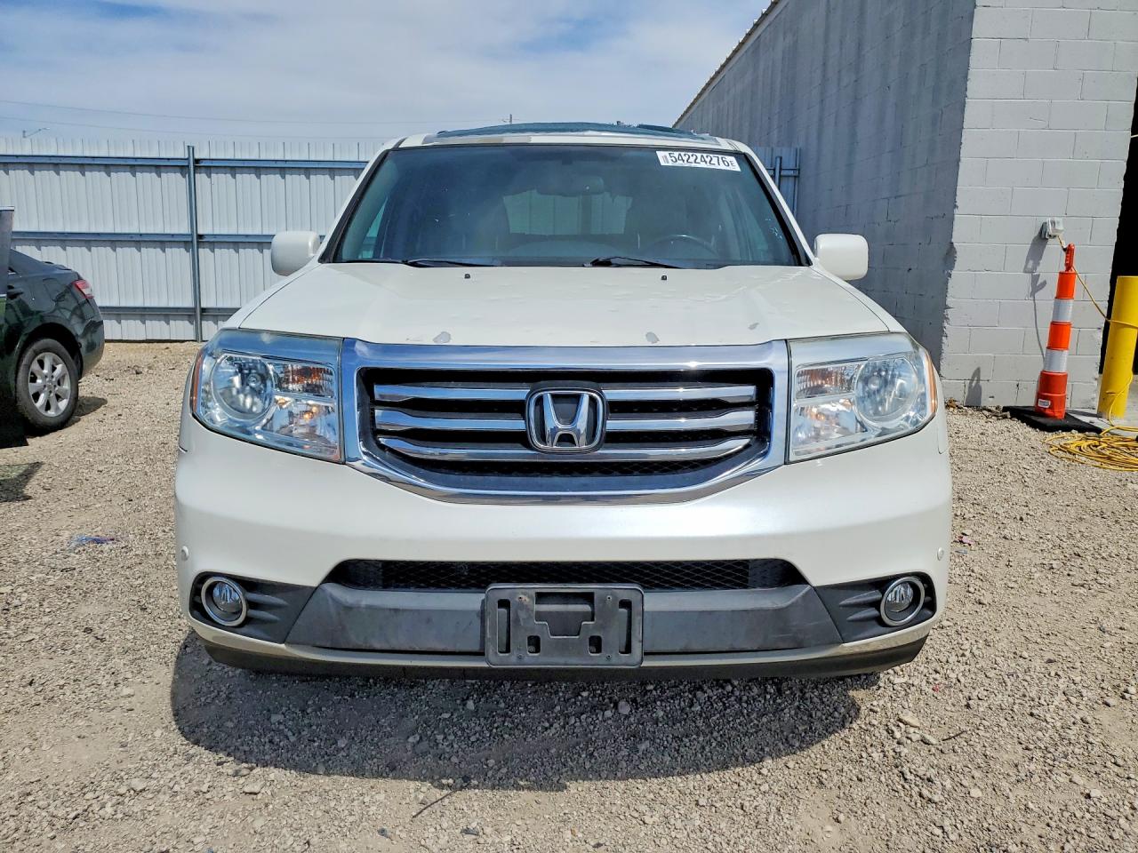 2014 Honda Pilot Touring White vin: 5FNYF4H9XEB006649