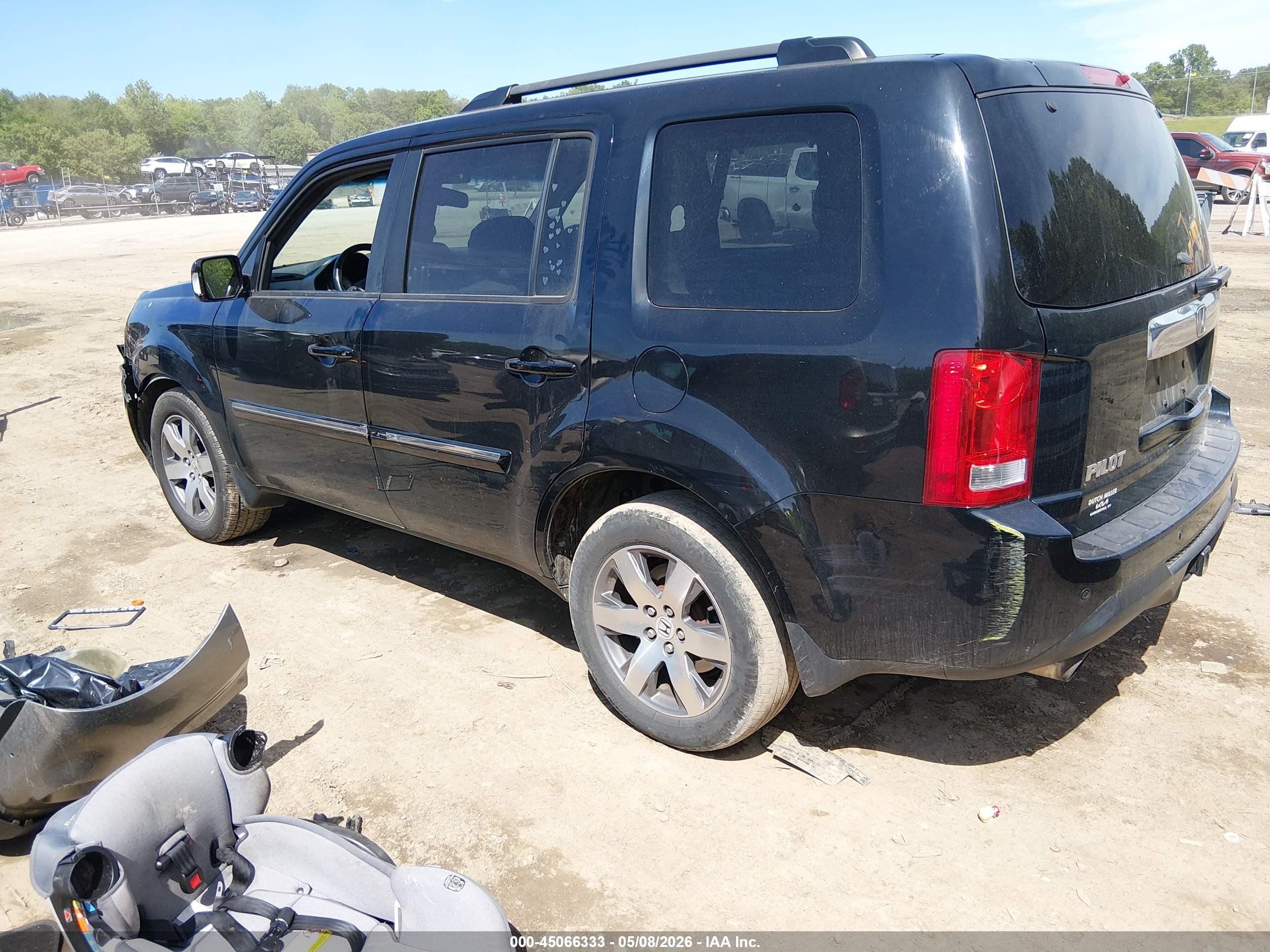 2014 Honda Pilot Touring Black vin: 5FNYF4H9XEB055091
