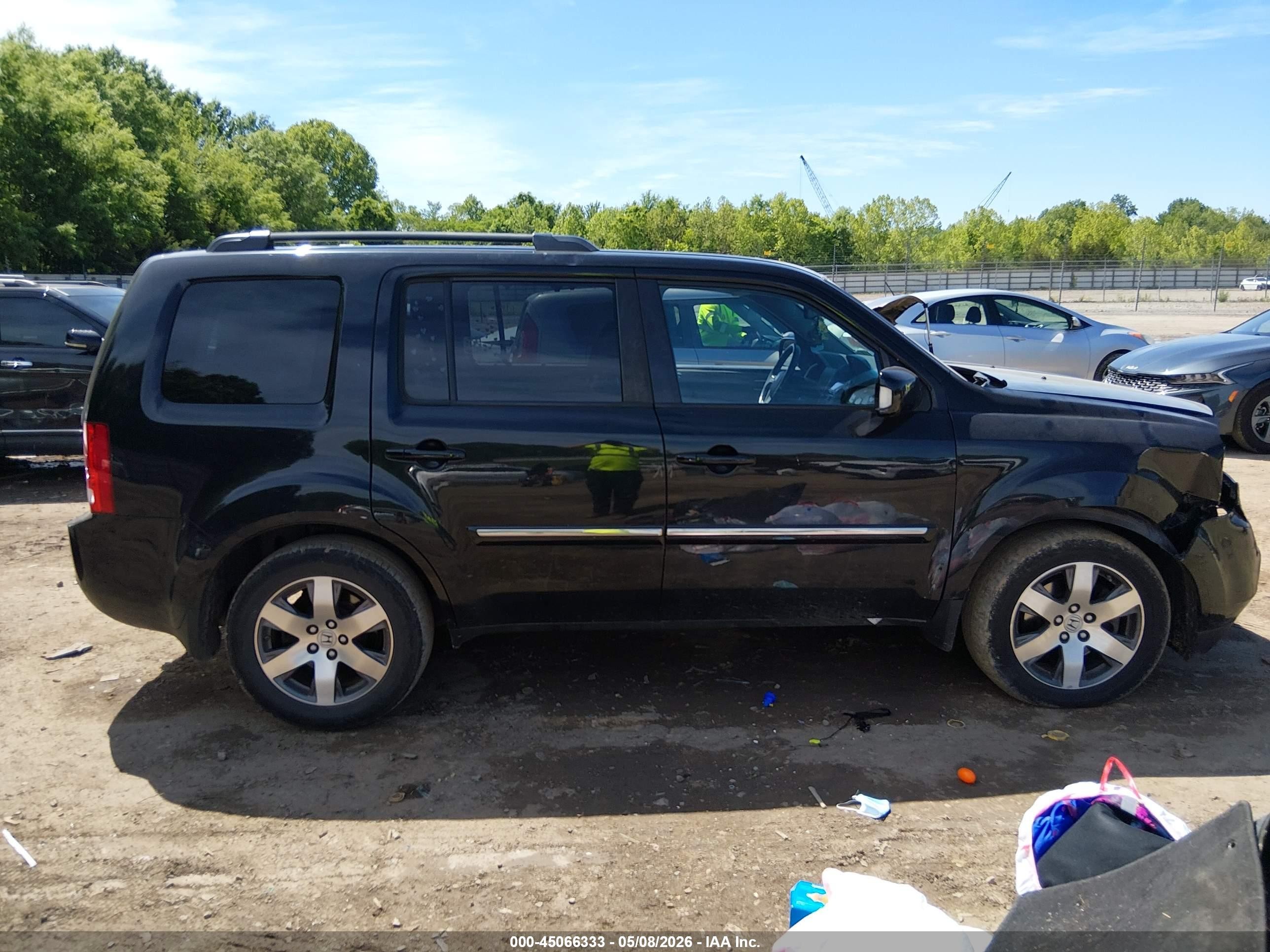 2014 Honda Pilot Touring Black vin: 5FNYF4H9XEB055091