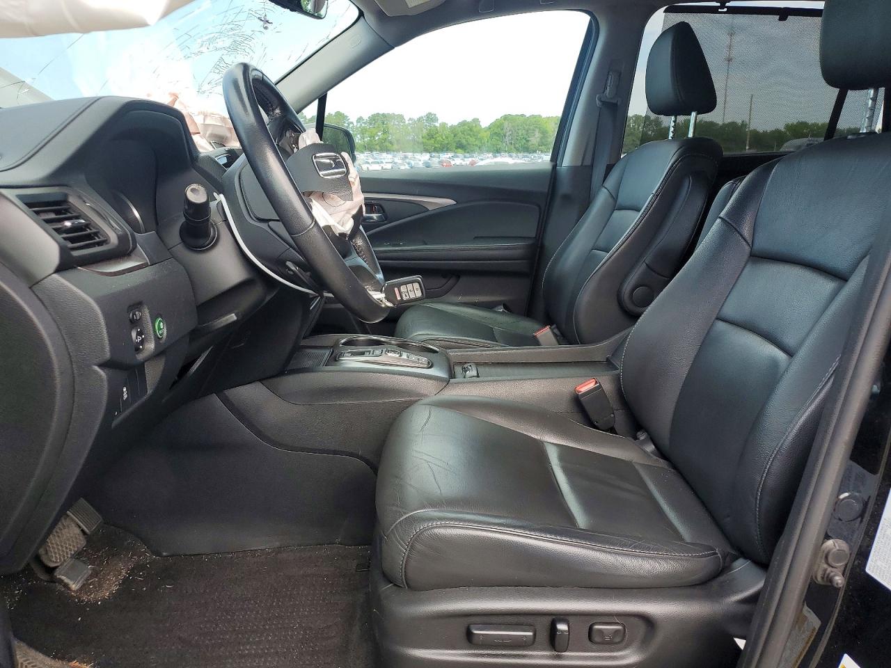 2022 Honda Pilot Se Black vin: 5FNYF5H20NB011285