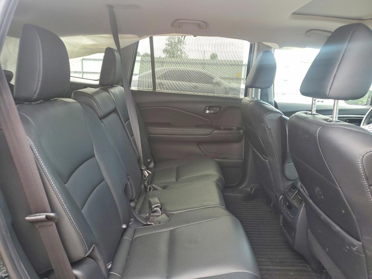 2022 Honda Pilot Se Black vin: 5FNYF5H20NB011285