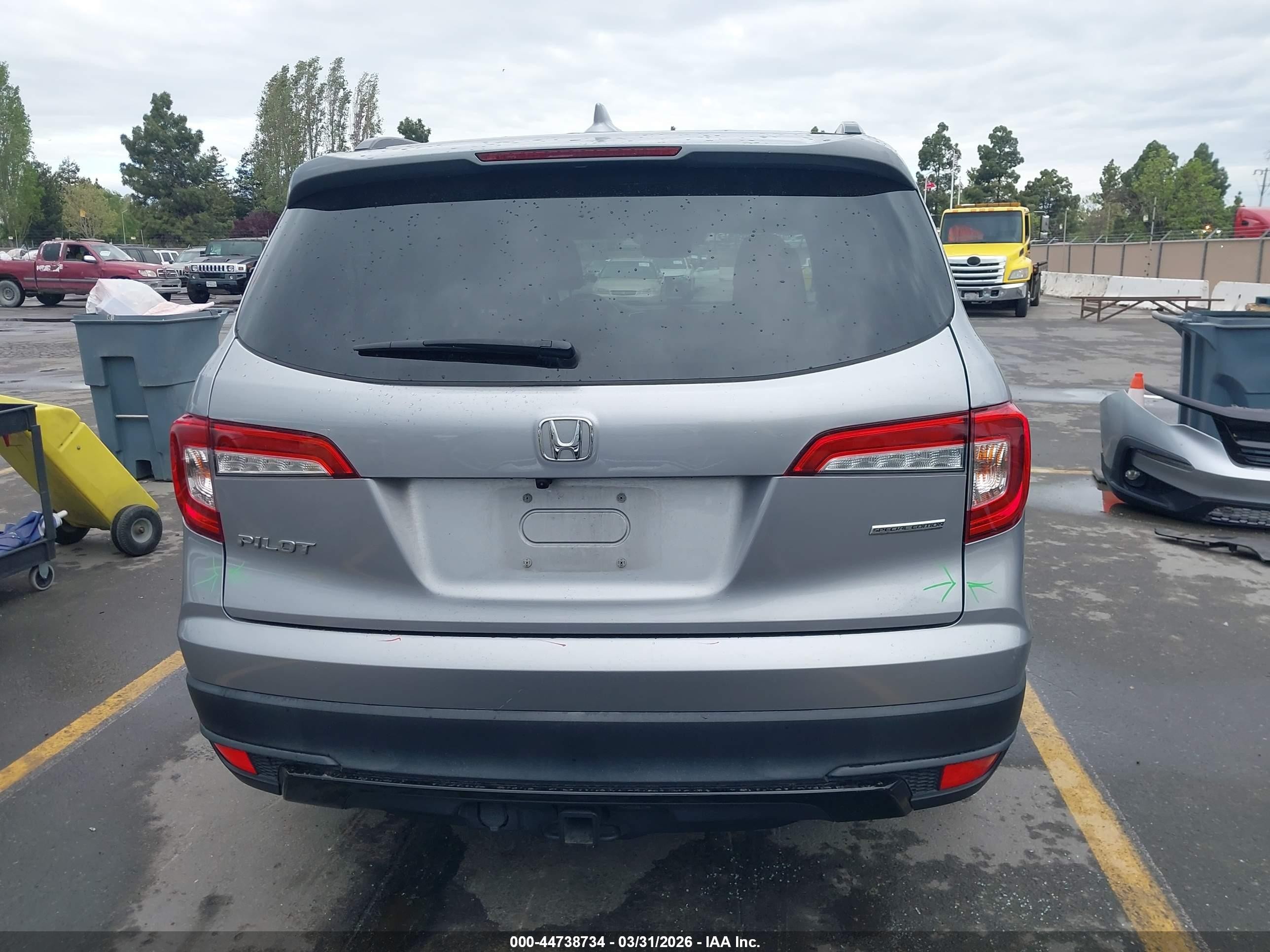 2022 Honda Pilot 2wd Special Edition Gray vin: 5FNYF5H24NB011936
