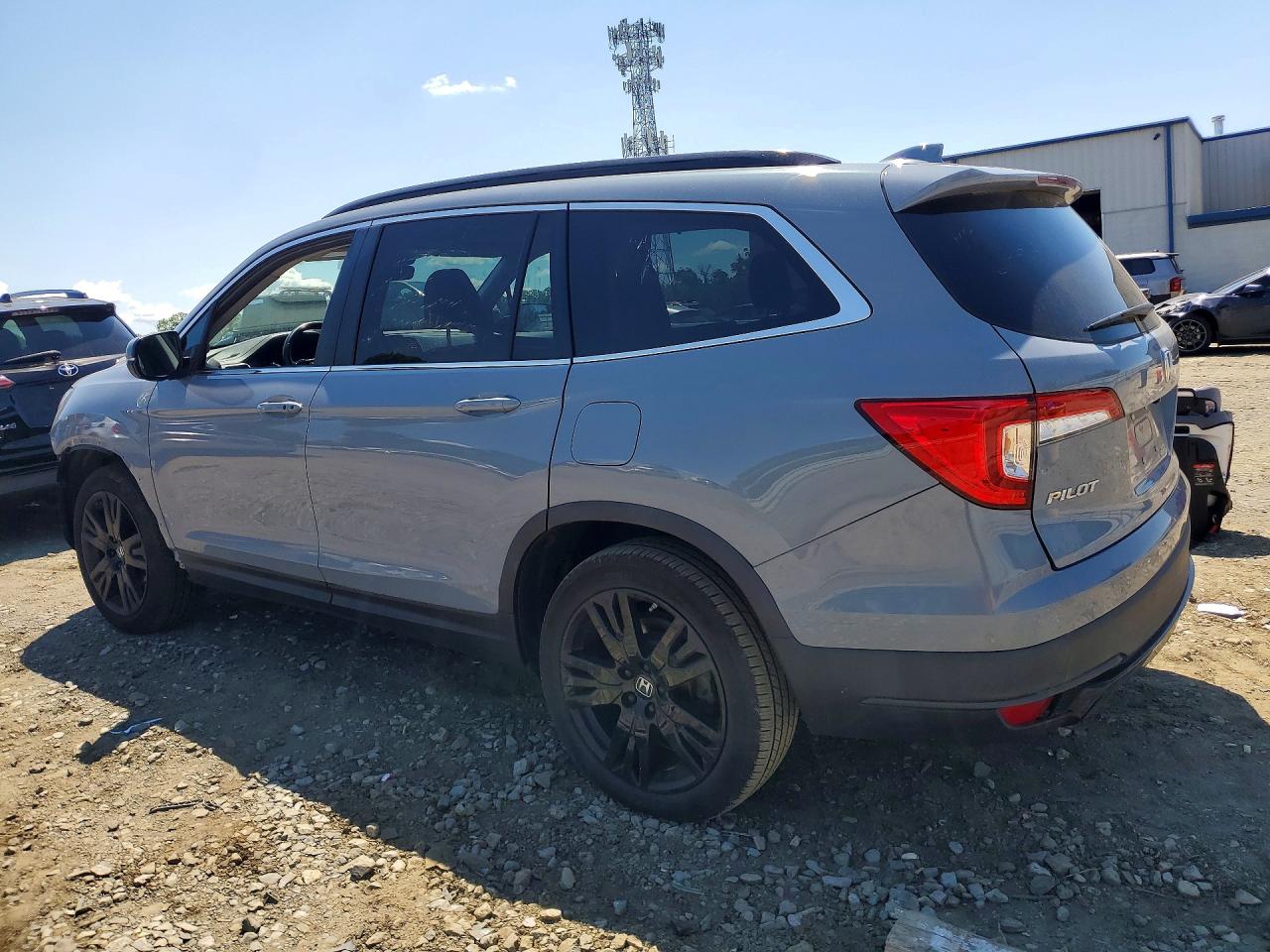 2022 Honda Pilot Se Gray vin: 5FNYF5H29NB027159