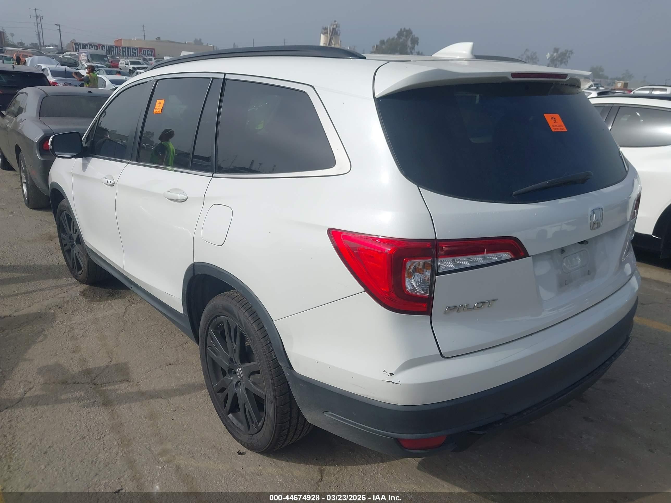 2022 Honda Pilot 2wd Special Edition White vin: 5FNYF5H2XNB037375