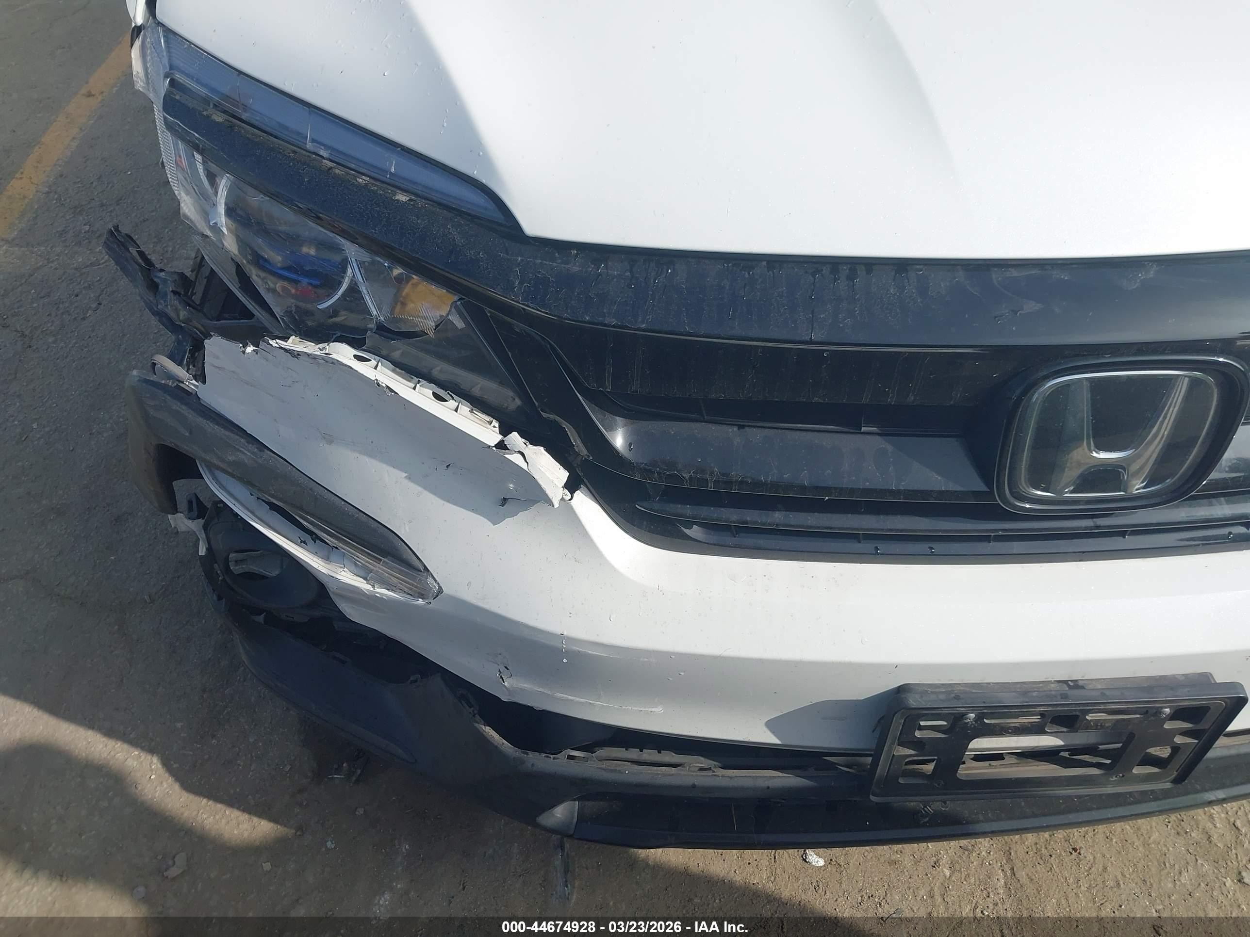 2022 Honda Pilot 2wd Special Edition White vin: 5FNYF5H2XNB037375