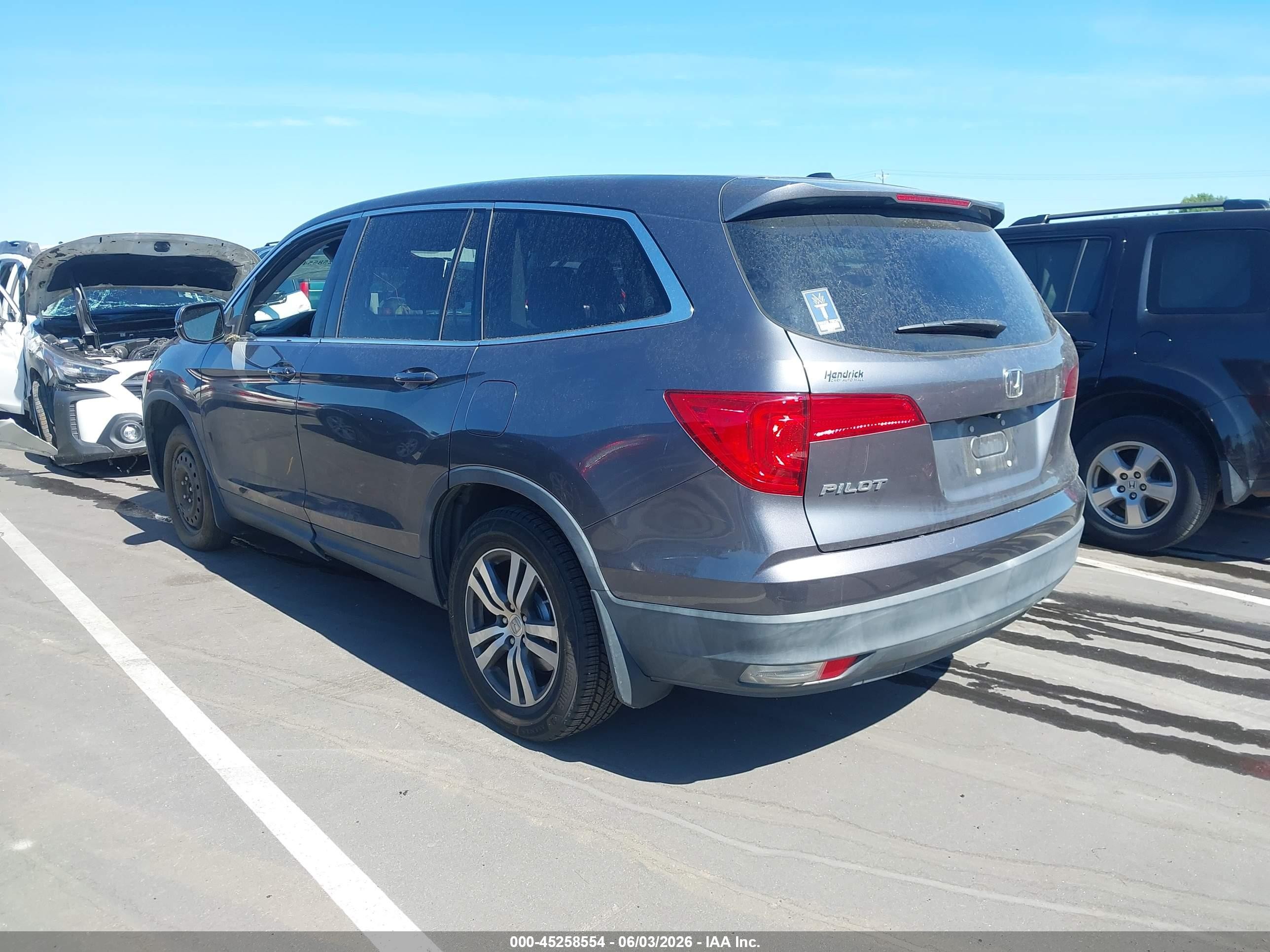 2018 Honda Pilot Ex Gray vin: 5FNYF5H35JB014735