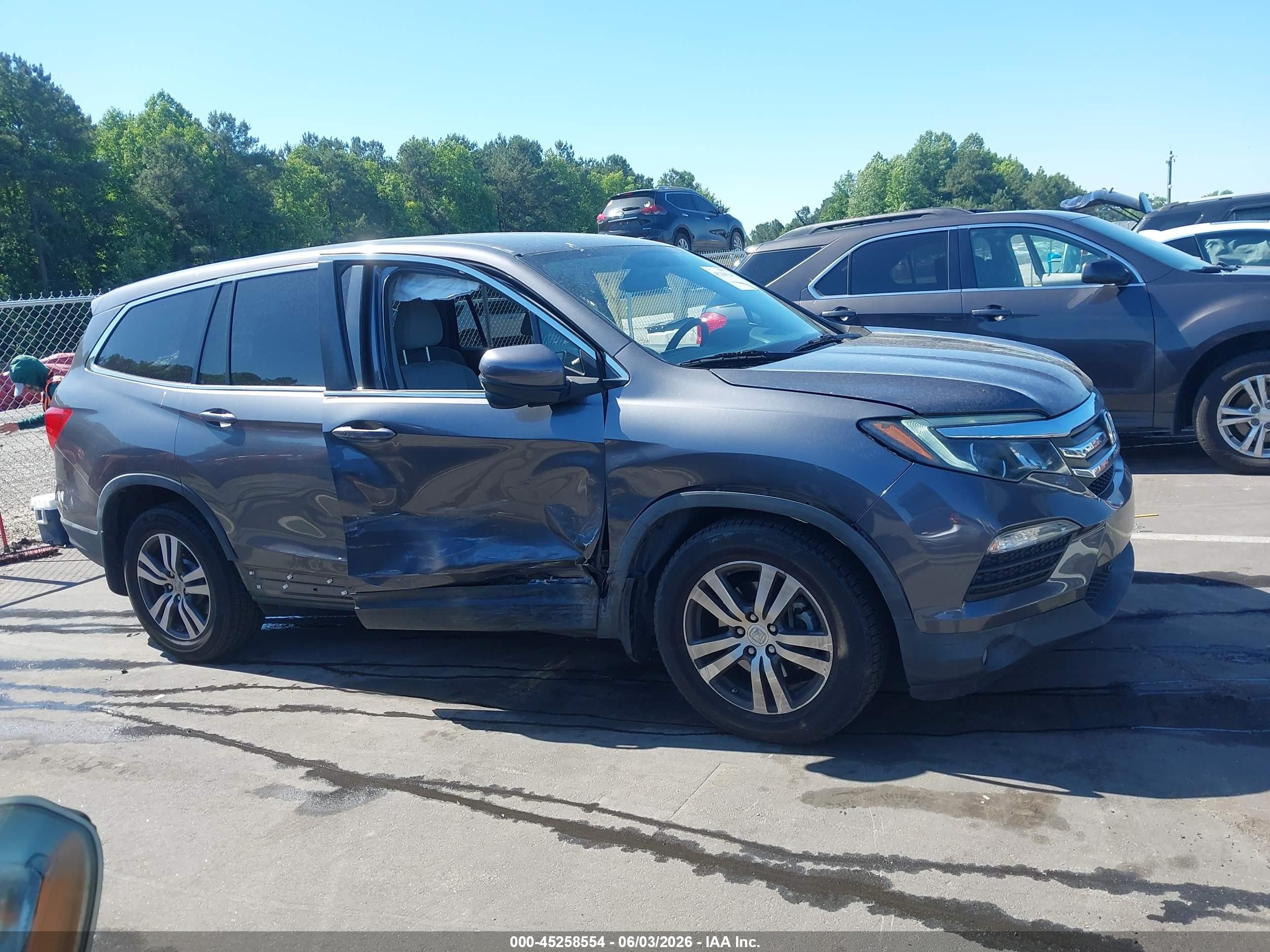 2018 Honda Pilot Ex Gray vin: 5FNYF5H35JB014735