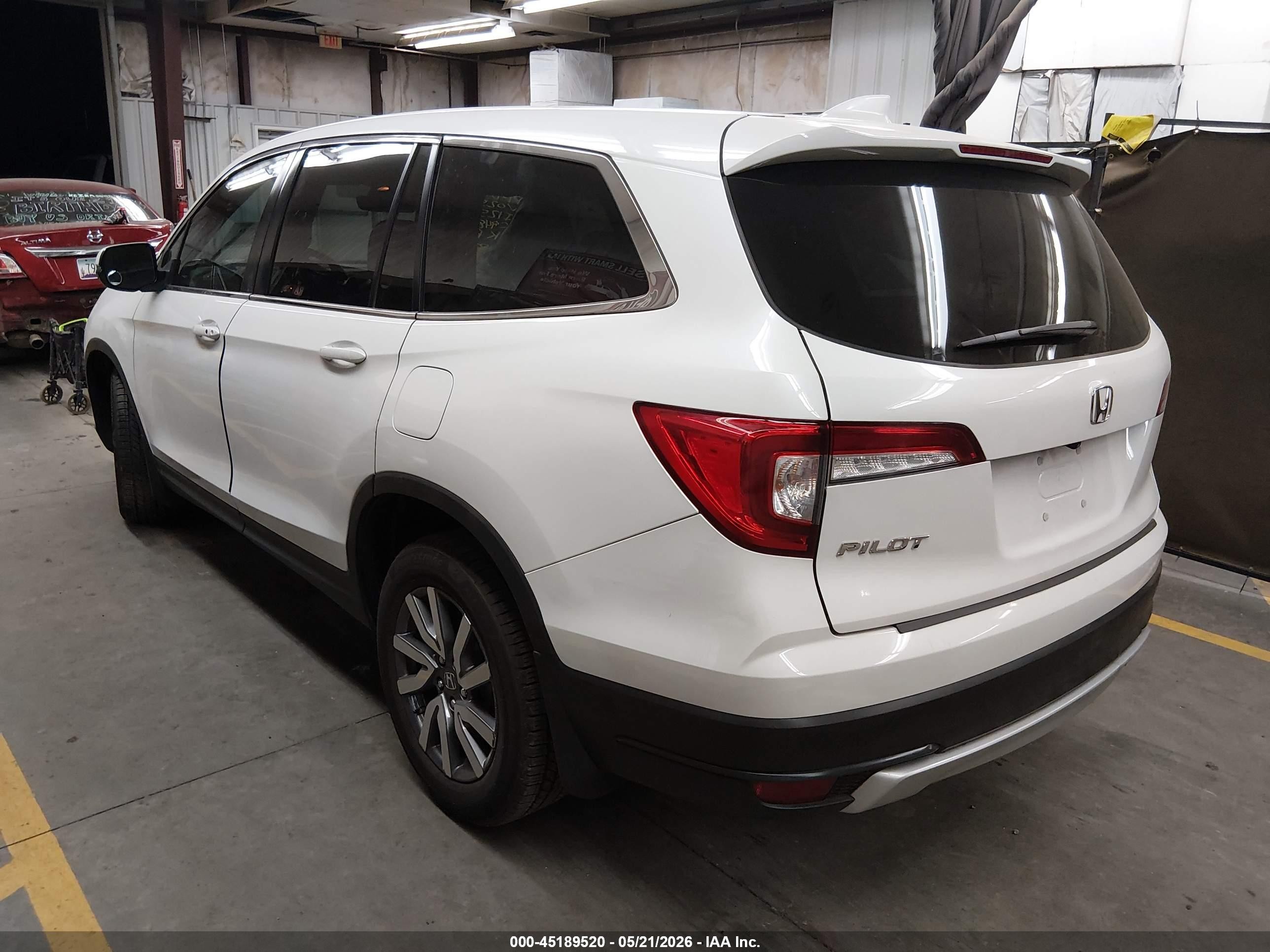 2021 Honda Pilot 2wd Ex-l White vin: 5FNYF5H50MB025678