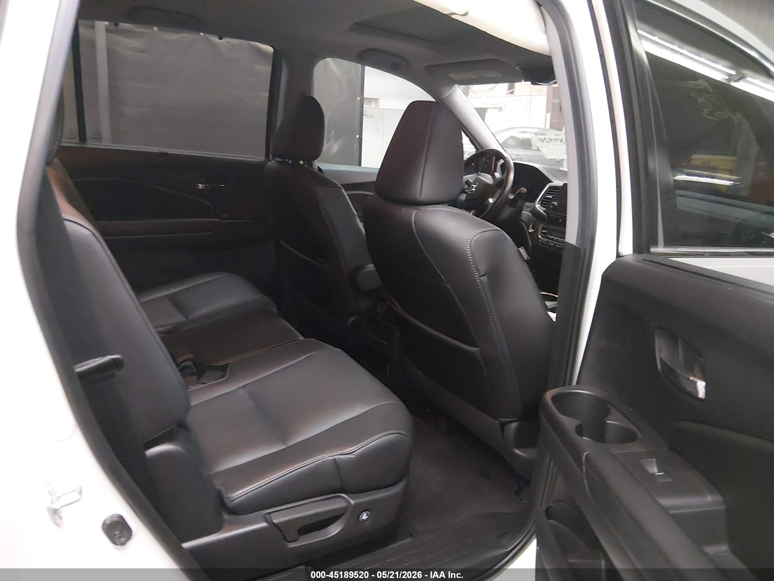 2021 Honda Pilot 2wd Ex-l White vin: 5FNYF5H50MB025678