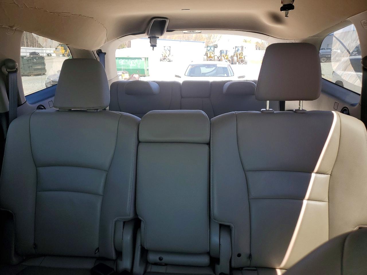2017 Honda Pilot Exl White vin: 5FNYF5H52HB037949
