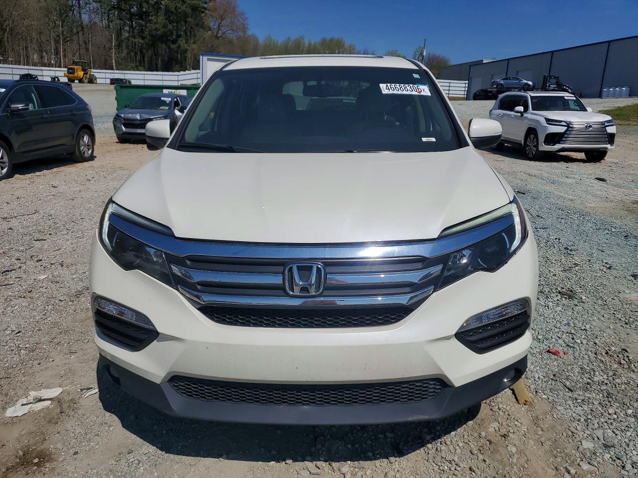 2017 Honda Pilot Exl White vin: 5FNYF5H52HB037949