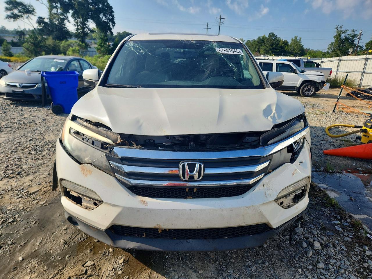2018 Honda Pilot Exl White vin: 5FNYF5H55JB008502