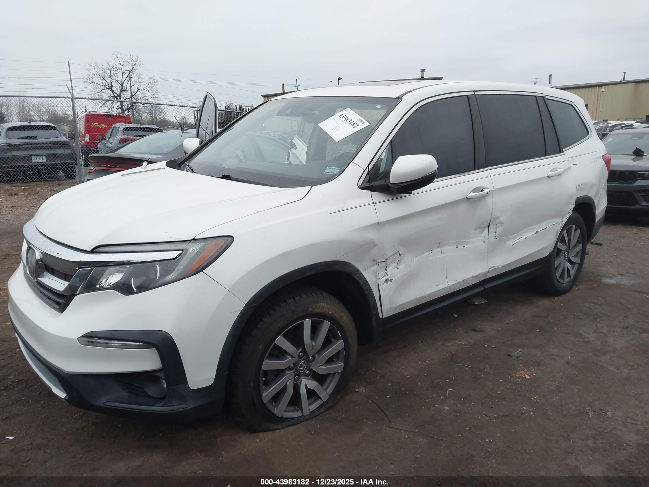 2019 Honda Pilot Ex-l White vin: 5FNYF5H58KB033864