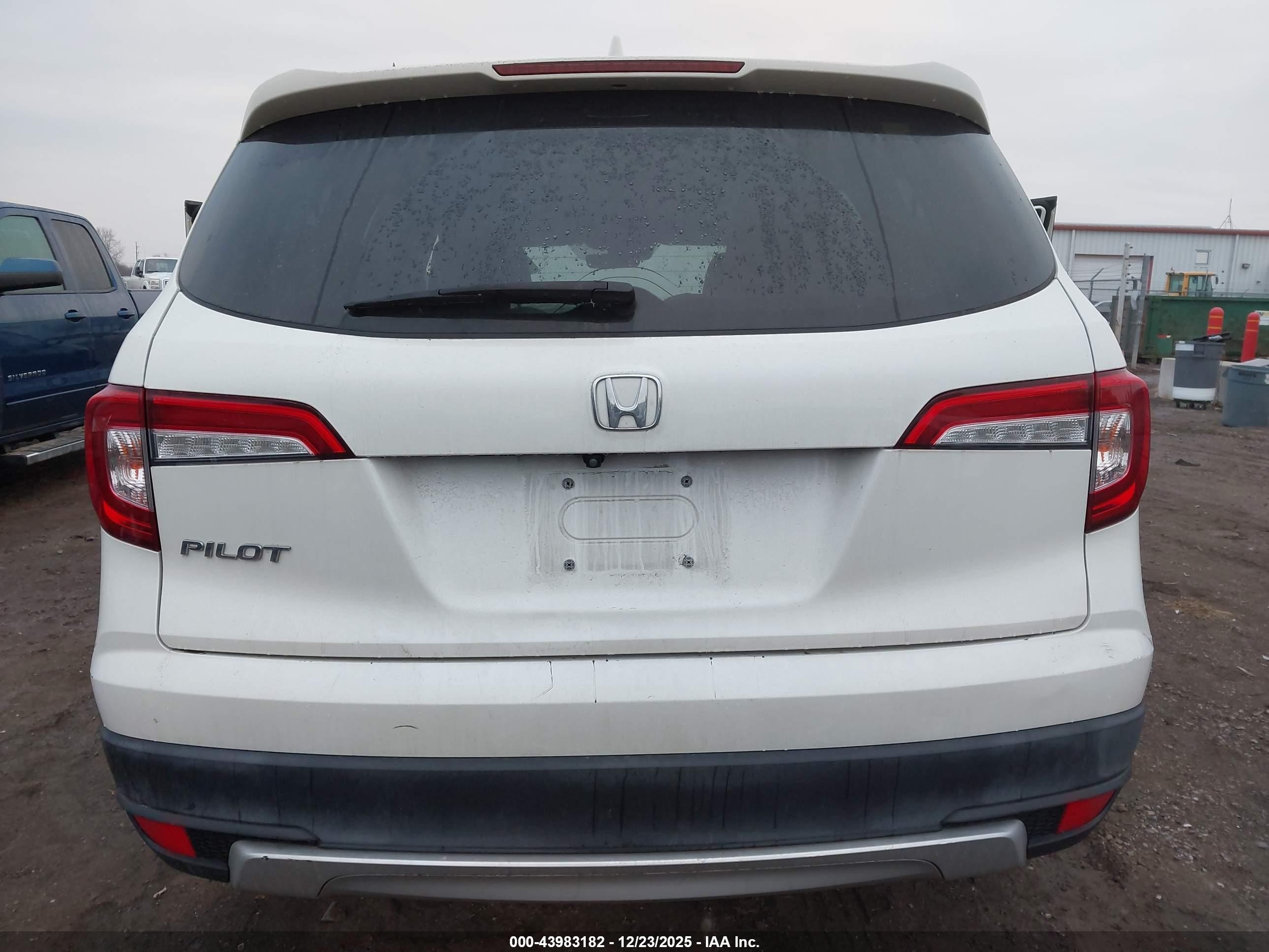 2019 Honda Pilot Ex-l White vin: 5FNYF5H58KB033864