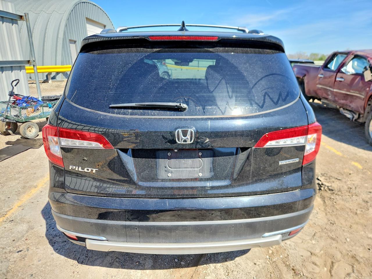 2019 Honda Pilot Touring Black vin: 5FNYF5H66KB007773