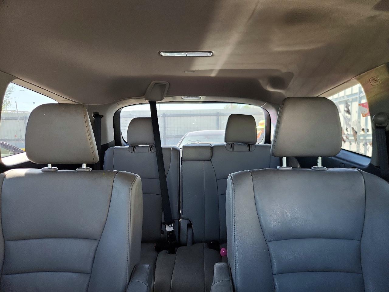 2019 Honda Pilot Touring Black vin: 5FNYF5H66KB007773