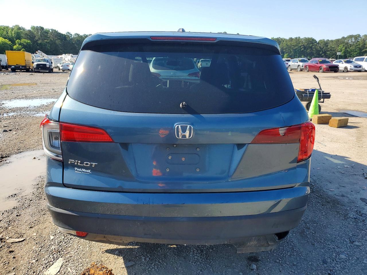 2017 Honda Pilot Blue vin: 5FNYF5H75HB029426