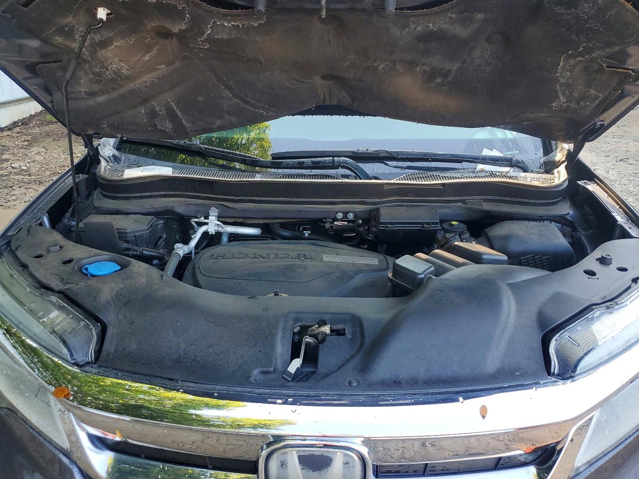 2020 Honda Pilot Touring Gray vin: 5FNYF5H90LB007232