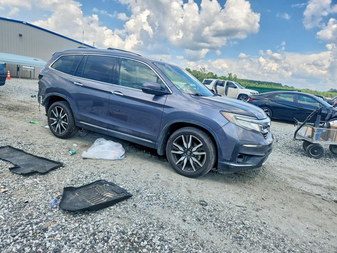 2019 Honda Pilot Touring Gray vin: 5FNYF5H91KB022658
