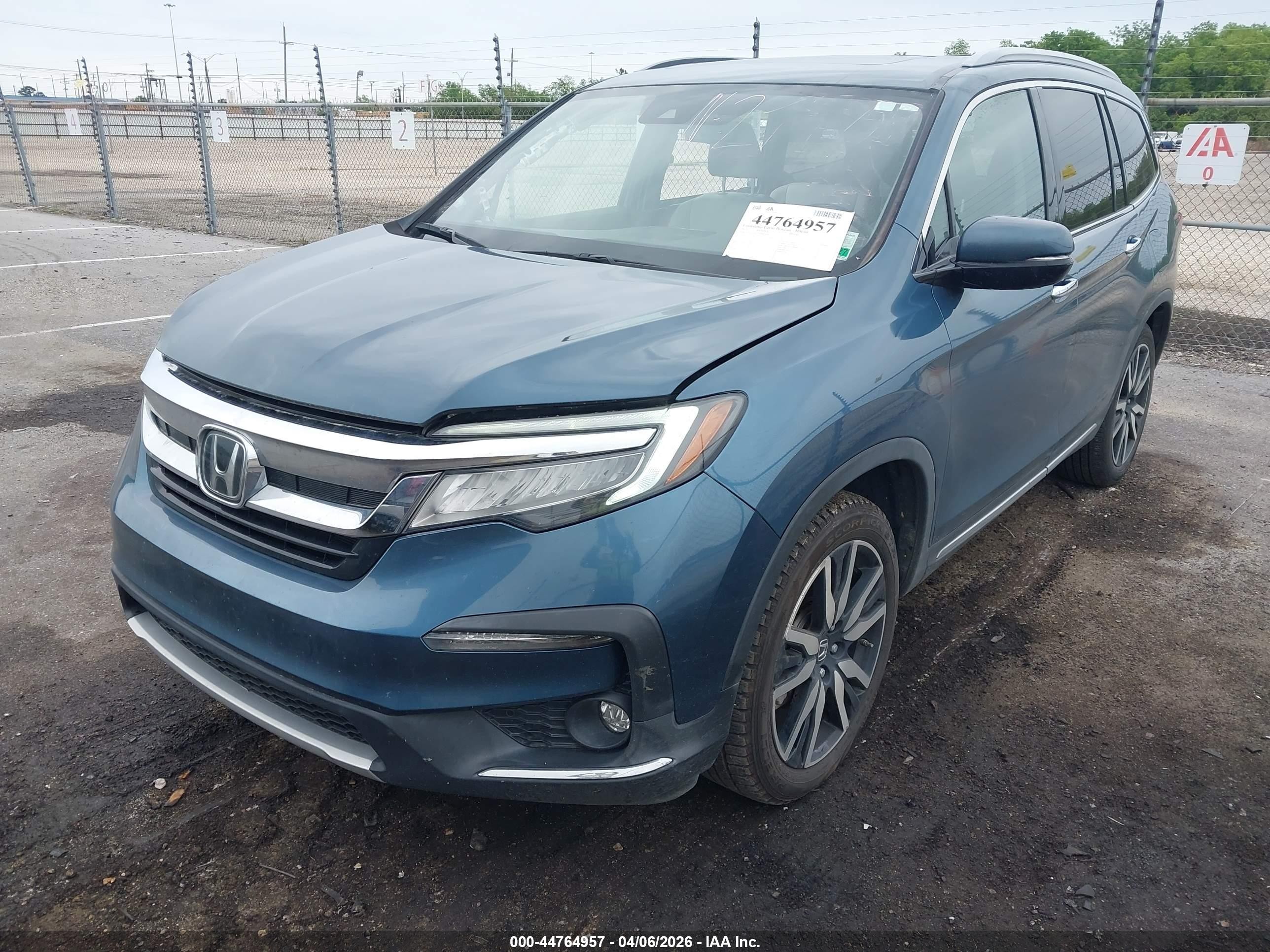 2021 Honda Pilot 2wd Touring 8 Passenger Синий vin: 5FNYF5H94MB042440