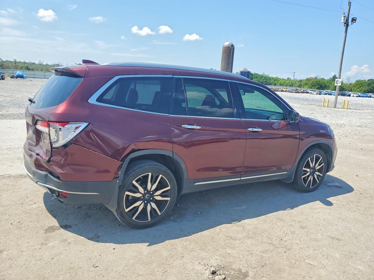 2019 Honda Pilot Touring Бордовый vin: 5FNYF5H98KB015934