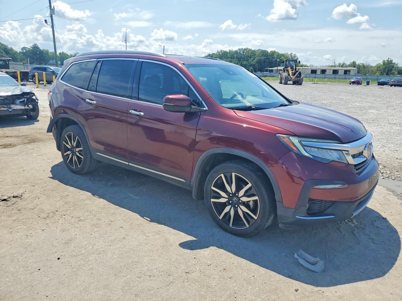 2019 Honda Pilot Touring Бордовый vin: 5FNYF5H98KB015934