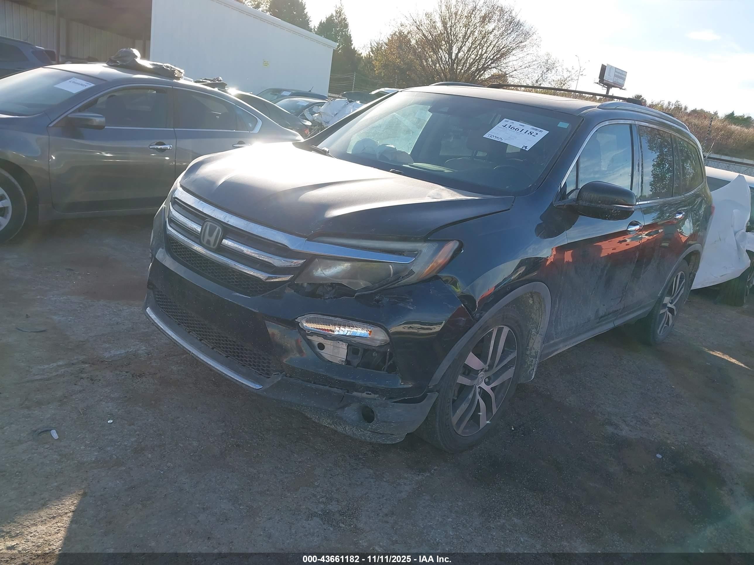 2017 Honda Pilot Touring Green vin: 5FNYF5H99HB034243