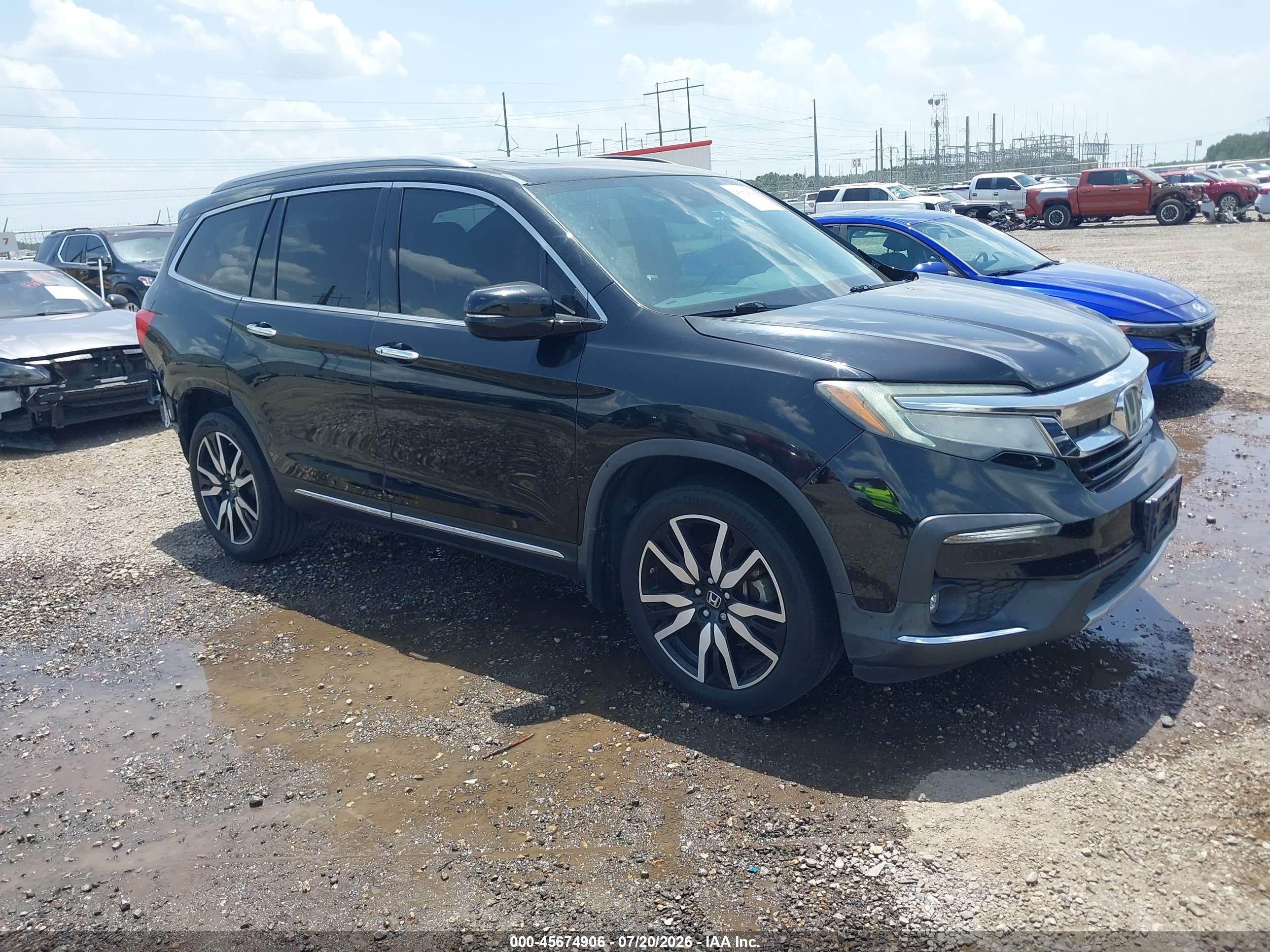 2019 Honda Pilot Touring Black vin: 5FNYF5H99KB014257