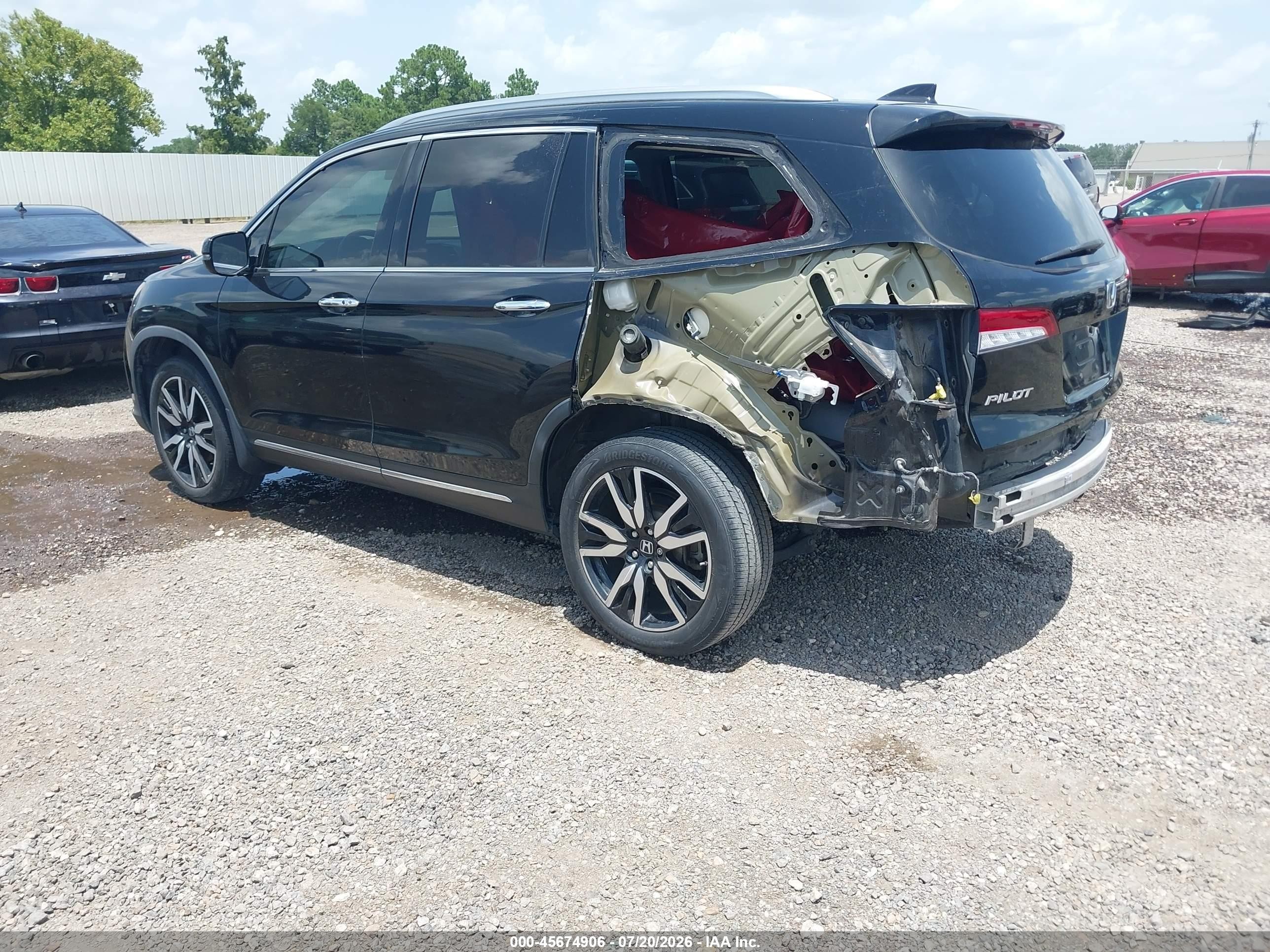 2019 Honda Pilot Touring Черный vin: 5FNYF5H99KB014257