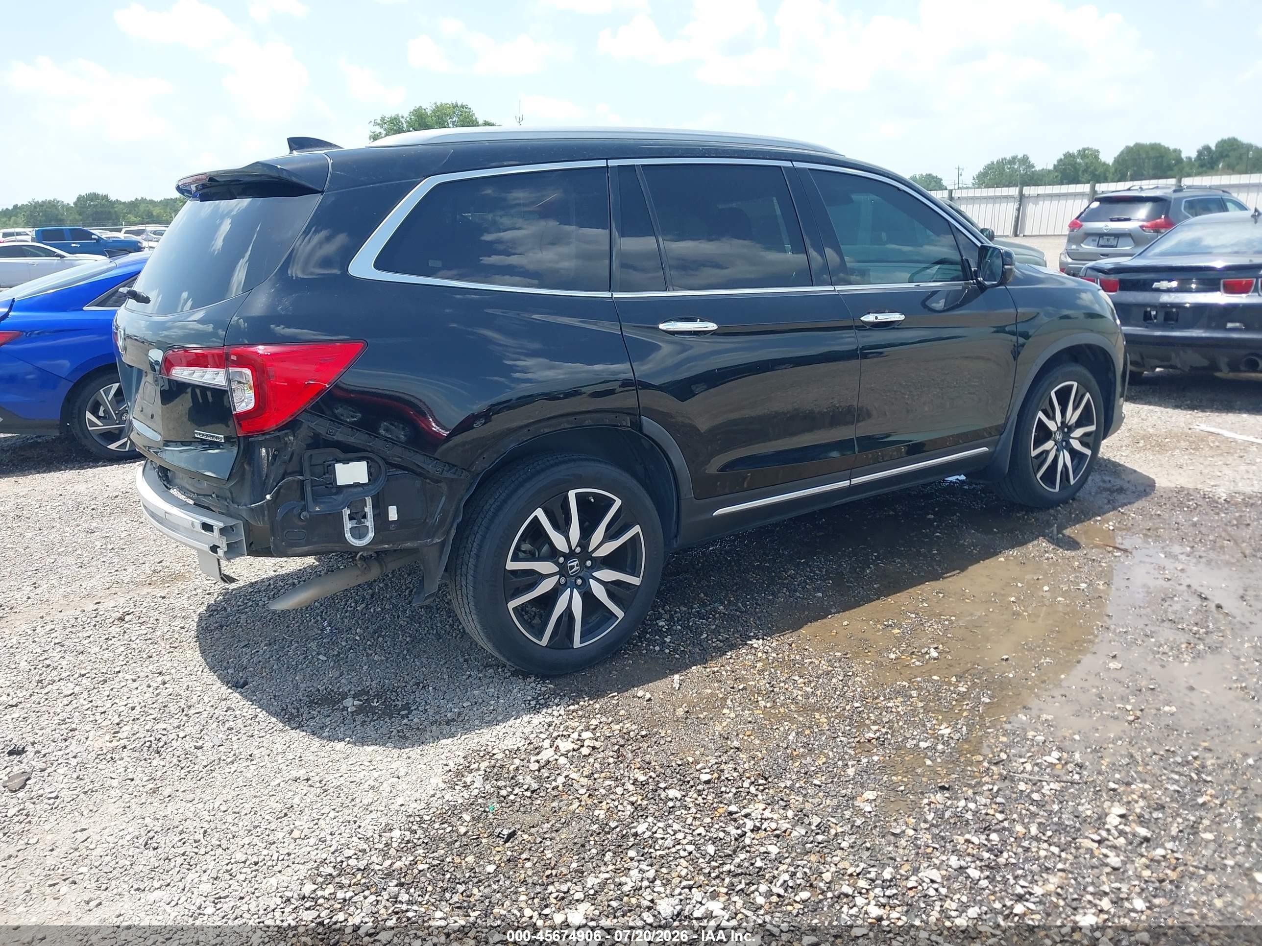 2019 Honda Pilot Touring Черный vin: 5FNYF5H99KB014257