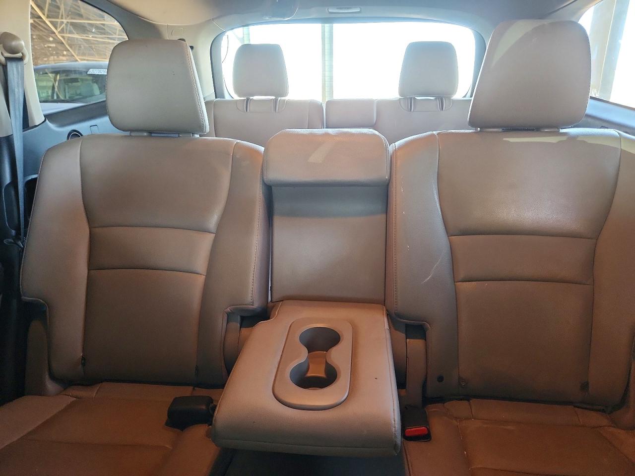 2020 Honda Pilot Touring White vin: 5FNYF5H99LB009853